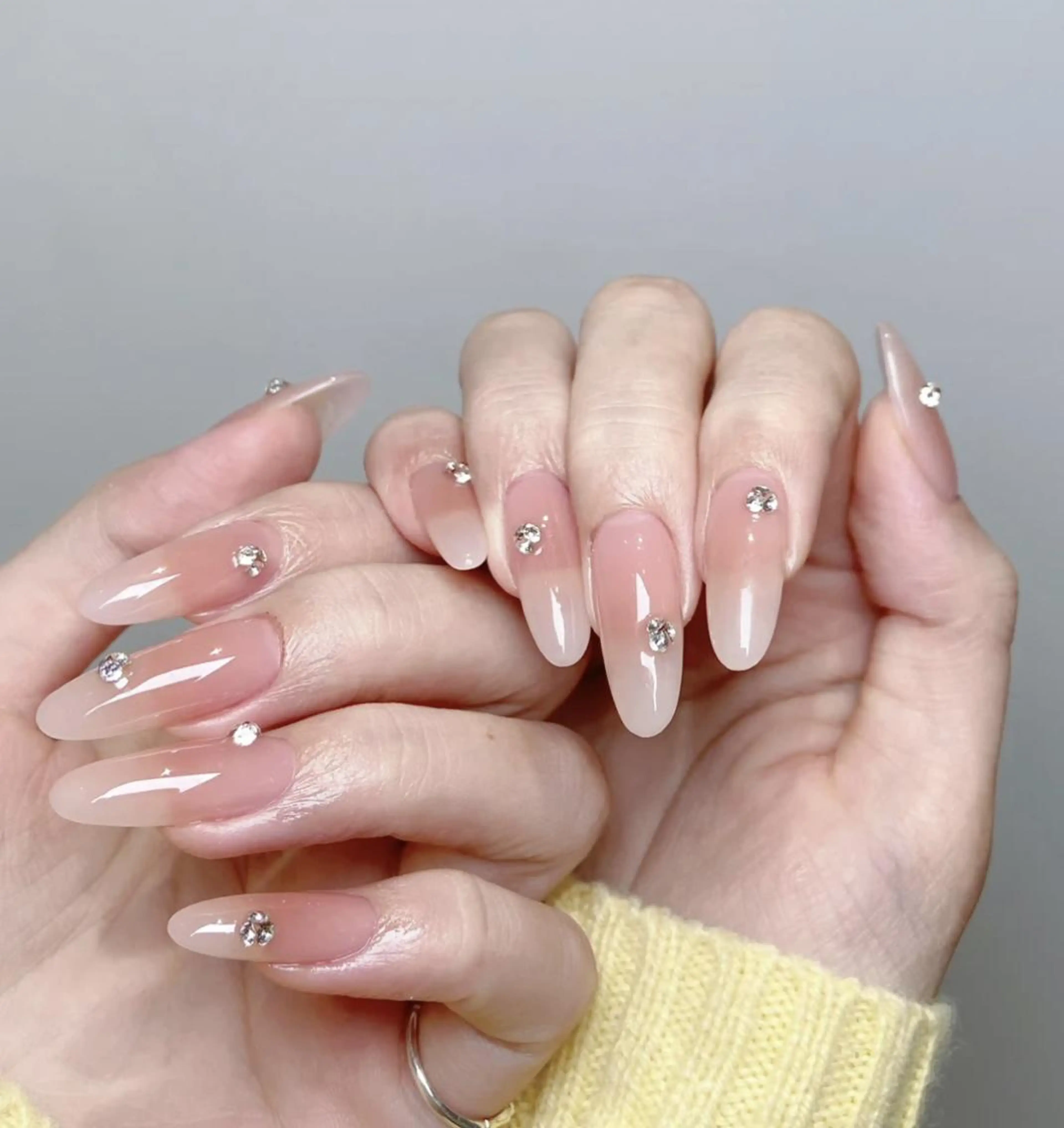 ネイル ネイルチップ Queens テイのネイルデザイン