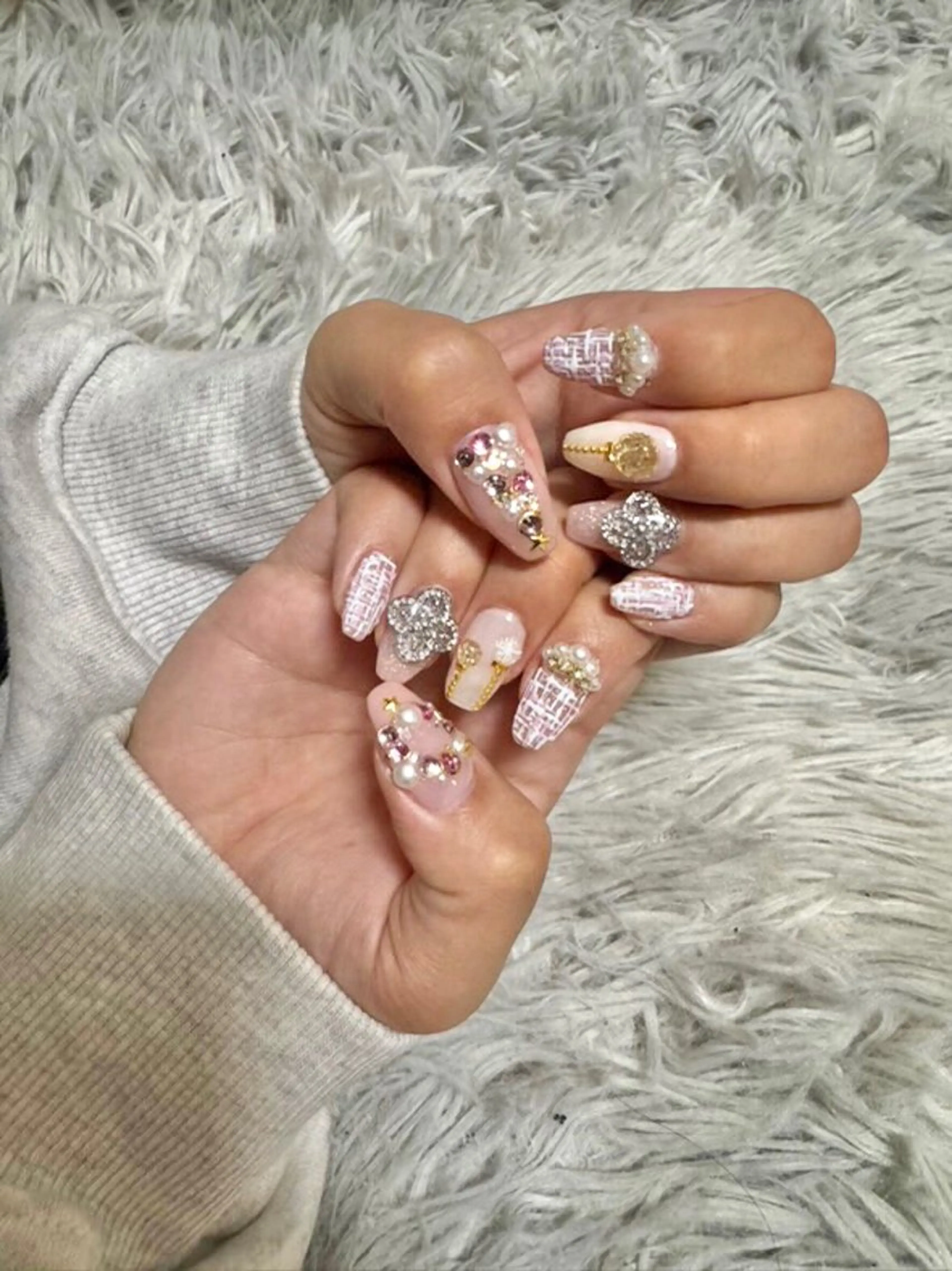 ネイル ハンドネイル コルン 髙﨑のネイルデザイン