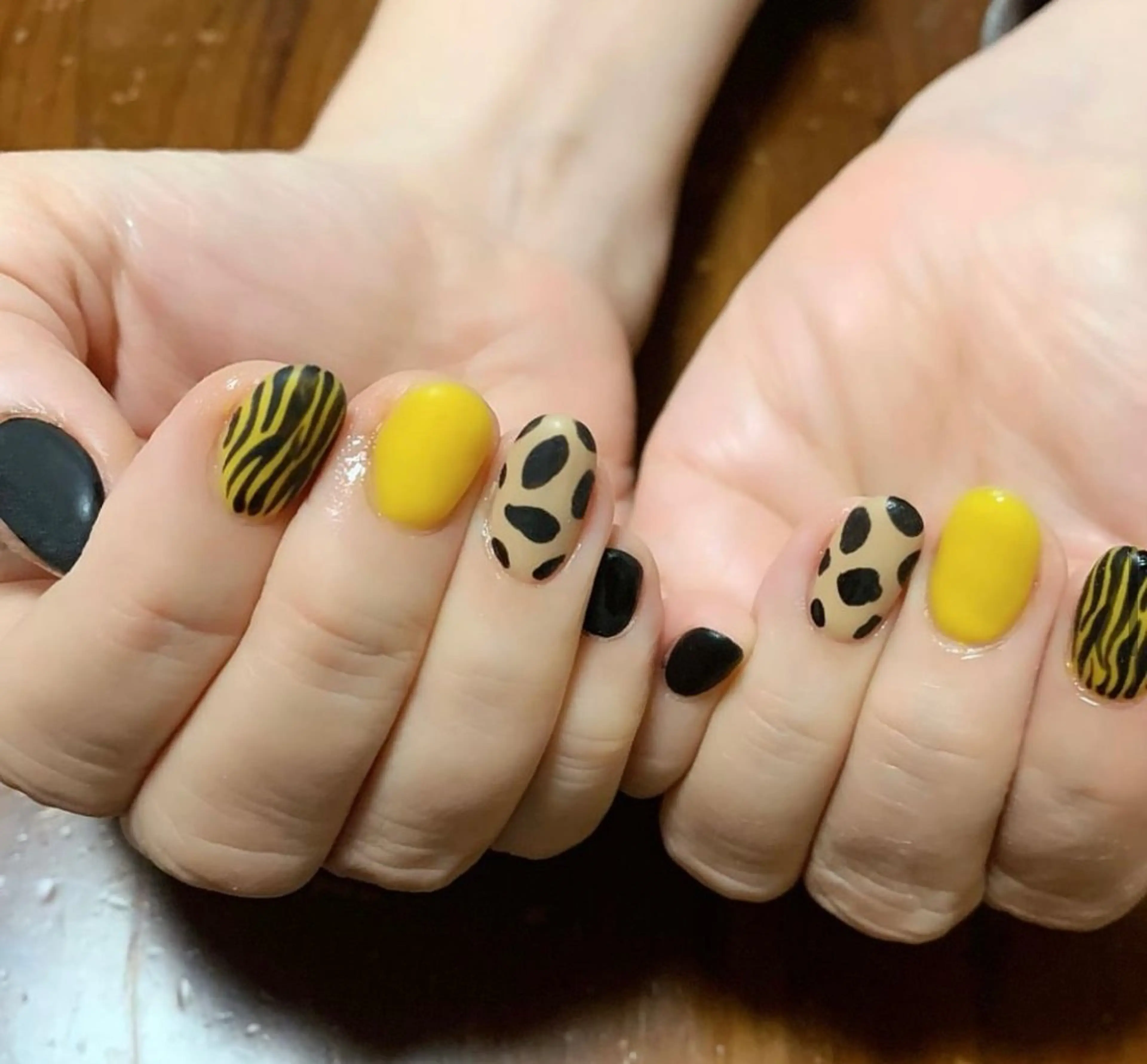 ネイル アニマル柄 マットネイル ハンドネイル フットネイル MHR nailのネイルデザイン