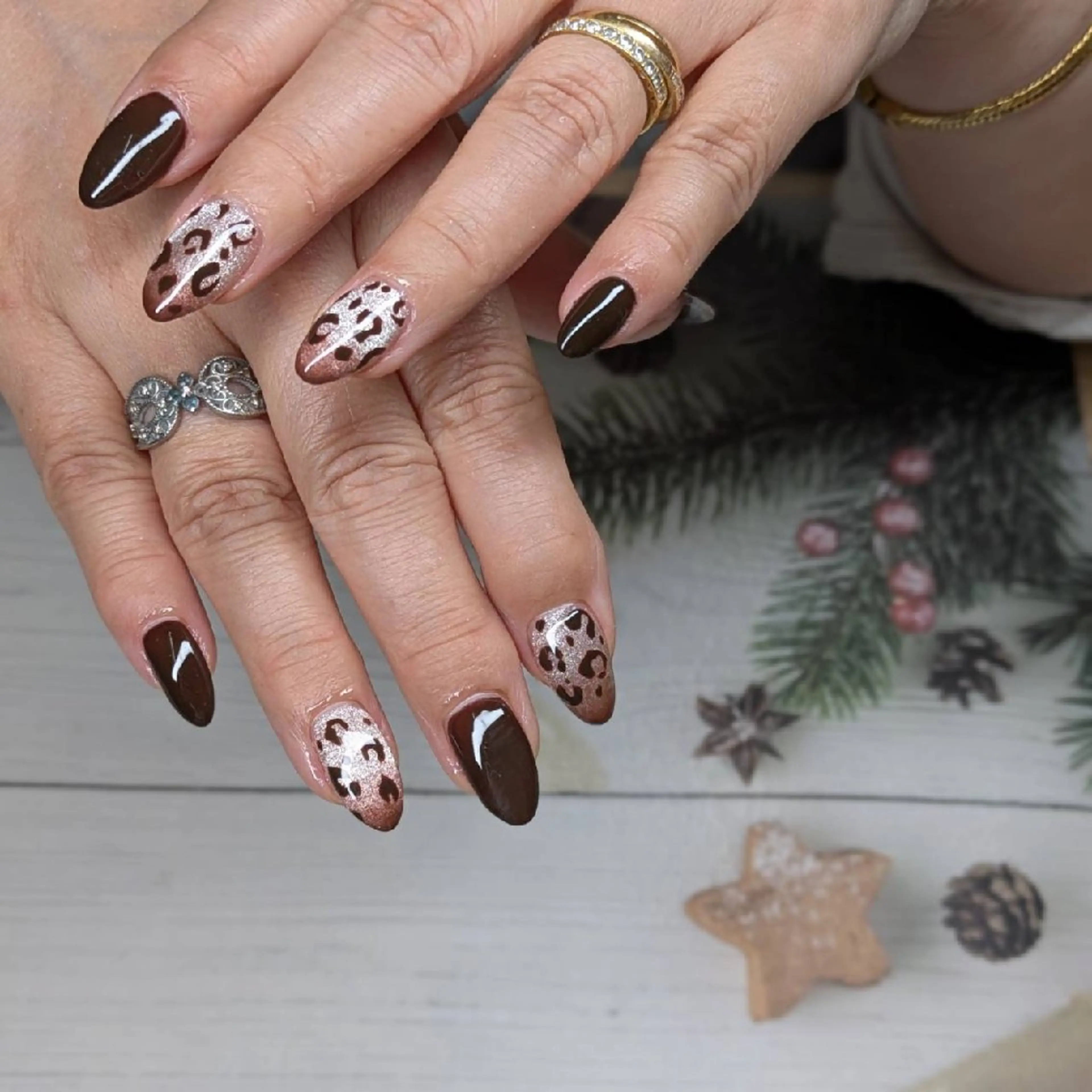 ネイル アニマル柄 ハンドネイル ネイルサロンベルティ .keikoのネイルデザイン