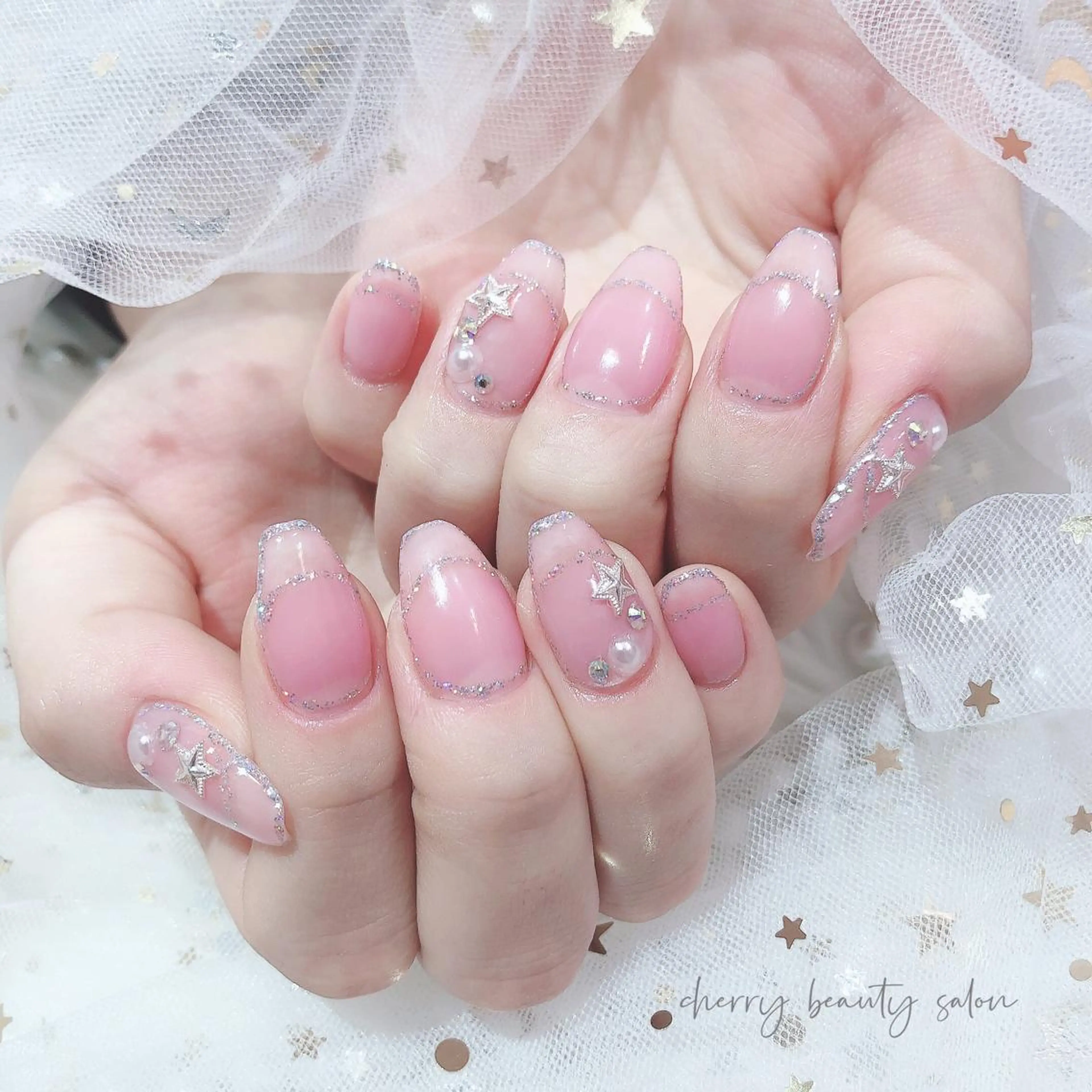 ネイル ストーンネイル SAKURA 🍒のネイルデザイン