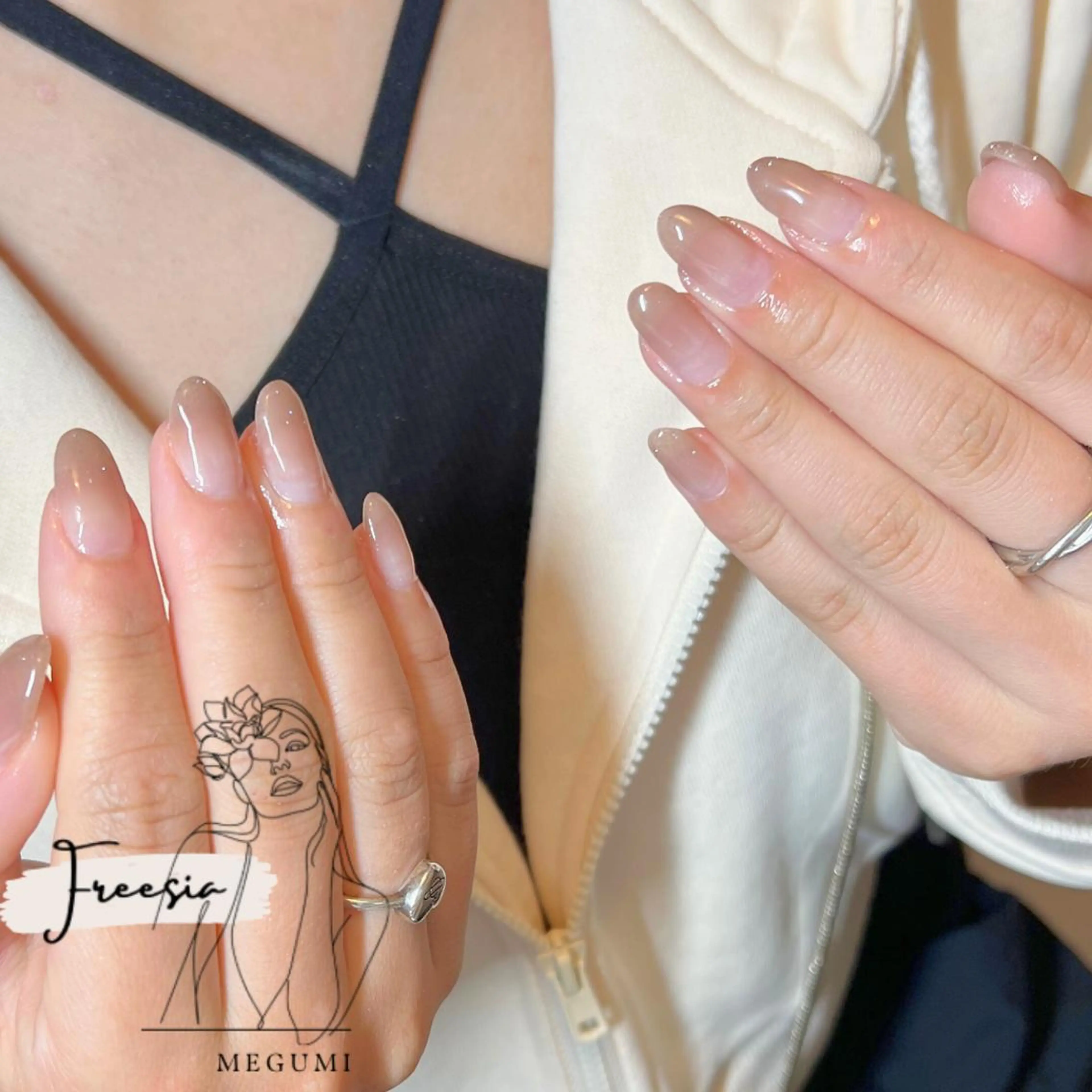 ネイル フラッシュネイル グラデーション ラメ(グリッター) オフィスネイル シンプルネイル ハンドネイル ハンドケア 当日予約も歓迎⭕️ Megumiのネイルデザイン