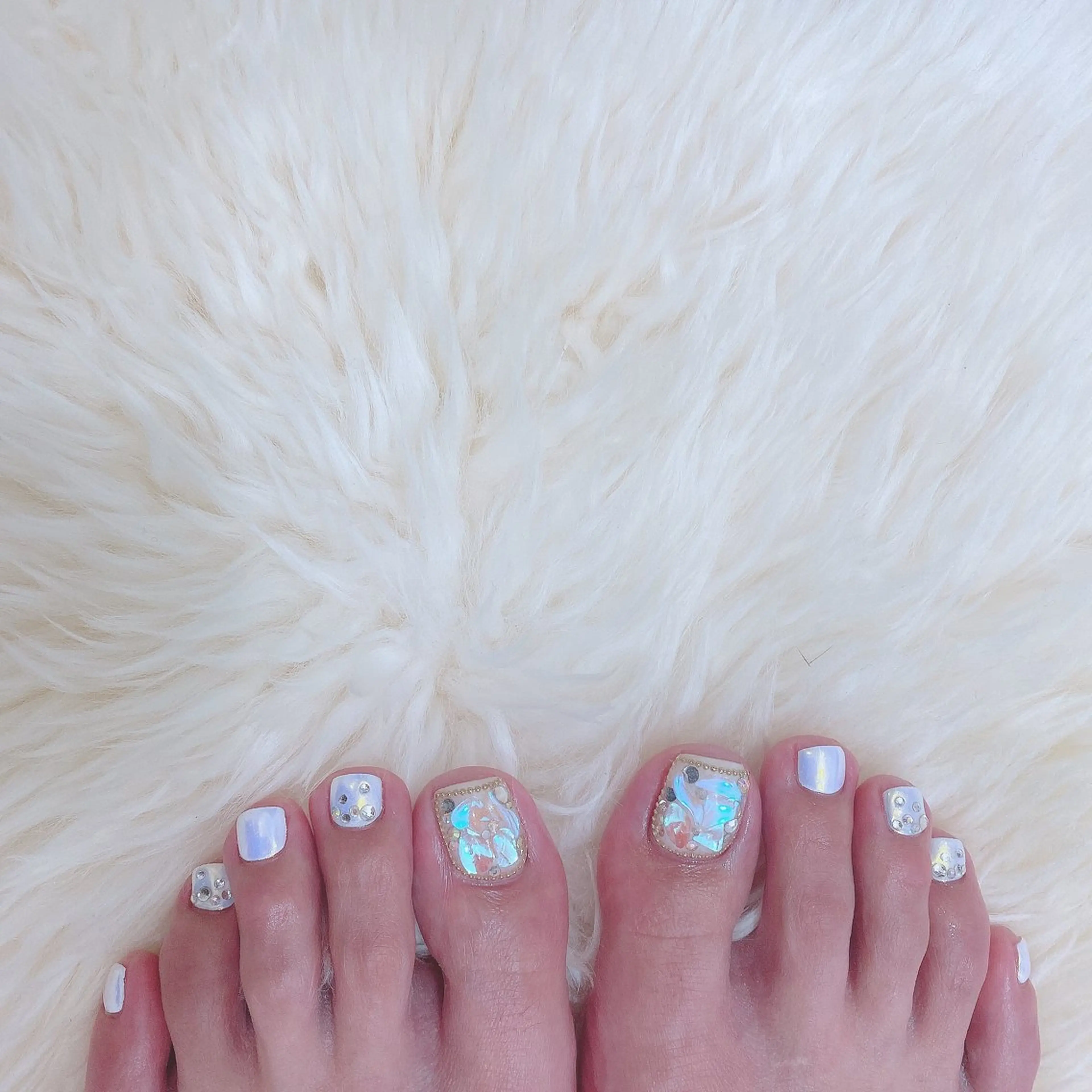 ネイル キラキラネイル ミラーネイル フットネイル SOL NAILのネイルデザイン