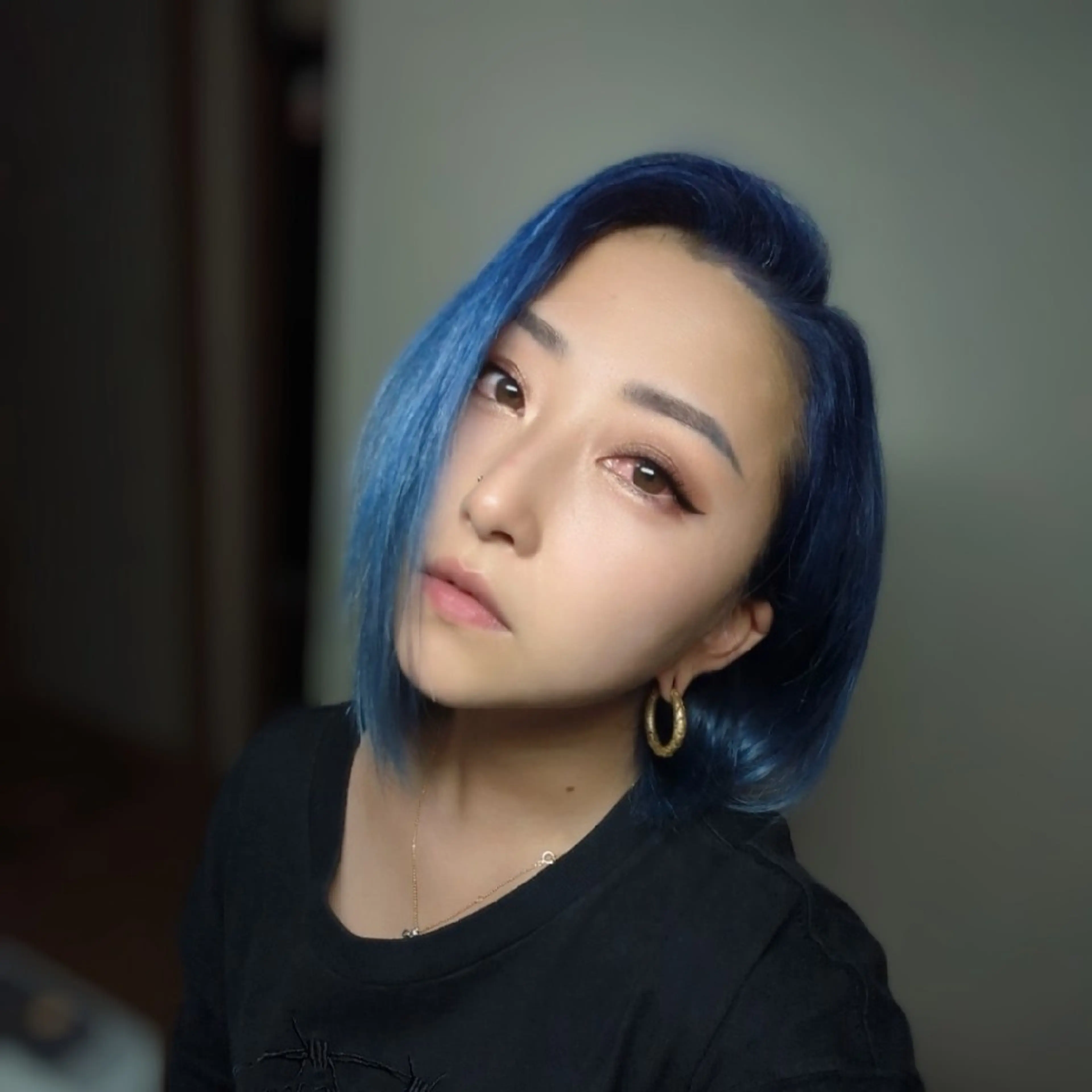 ミディアム カラー ブルーカラー ボブ カット ヘアカラー トリートメント fuwat所属・秋葉原でカラーする なら🐉ちぇーたんのヘアスタイル