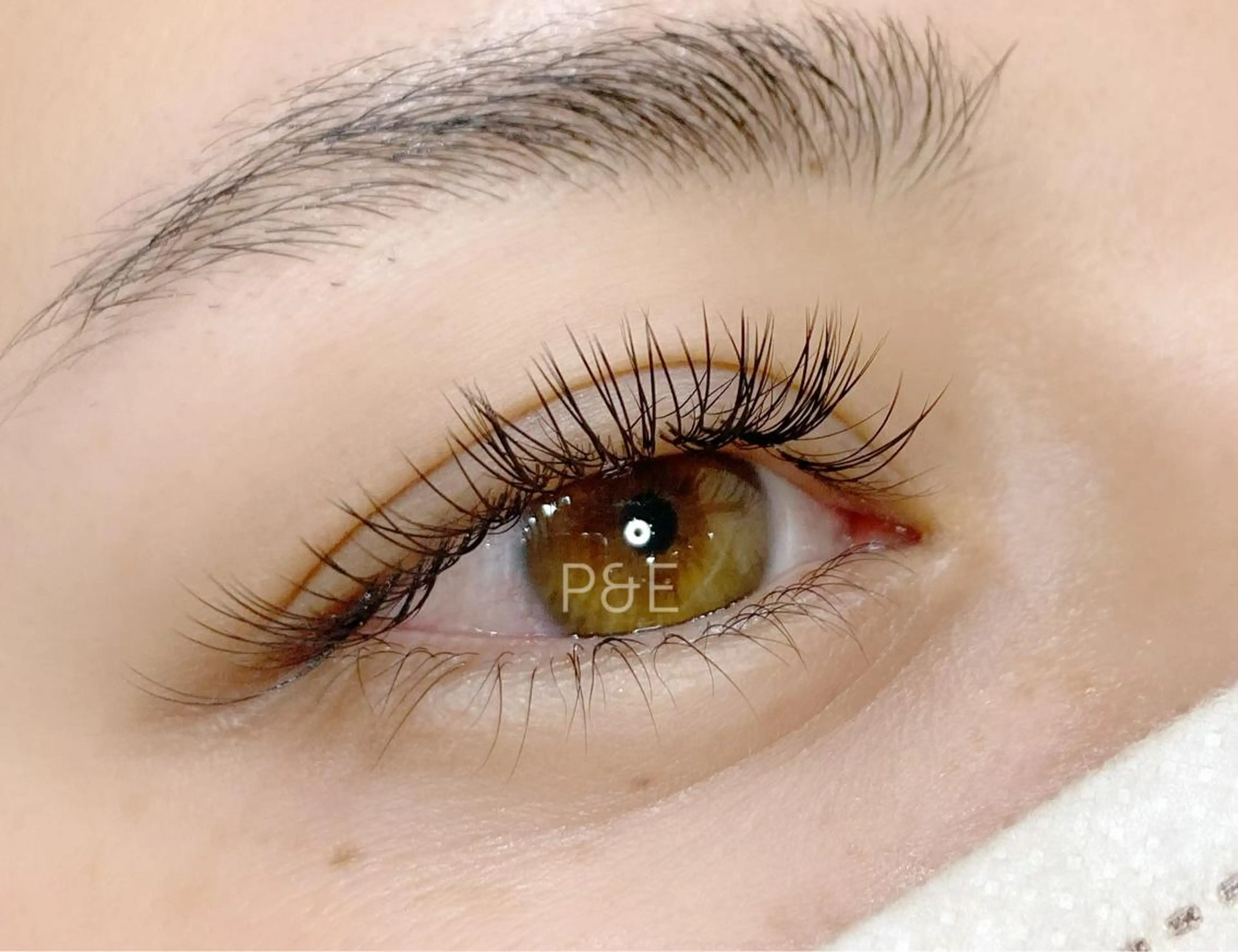 マツエク・マツパ フラットラッシュ P&Eまつげ専門 ★駅前店のマツエク・マツパデザイン