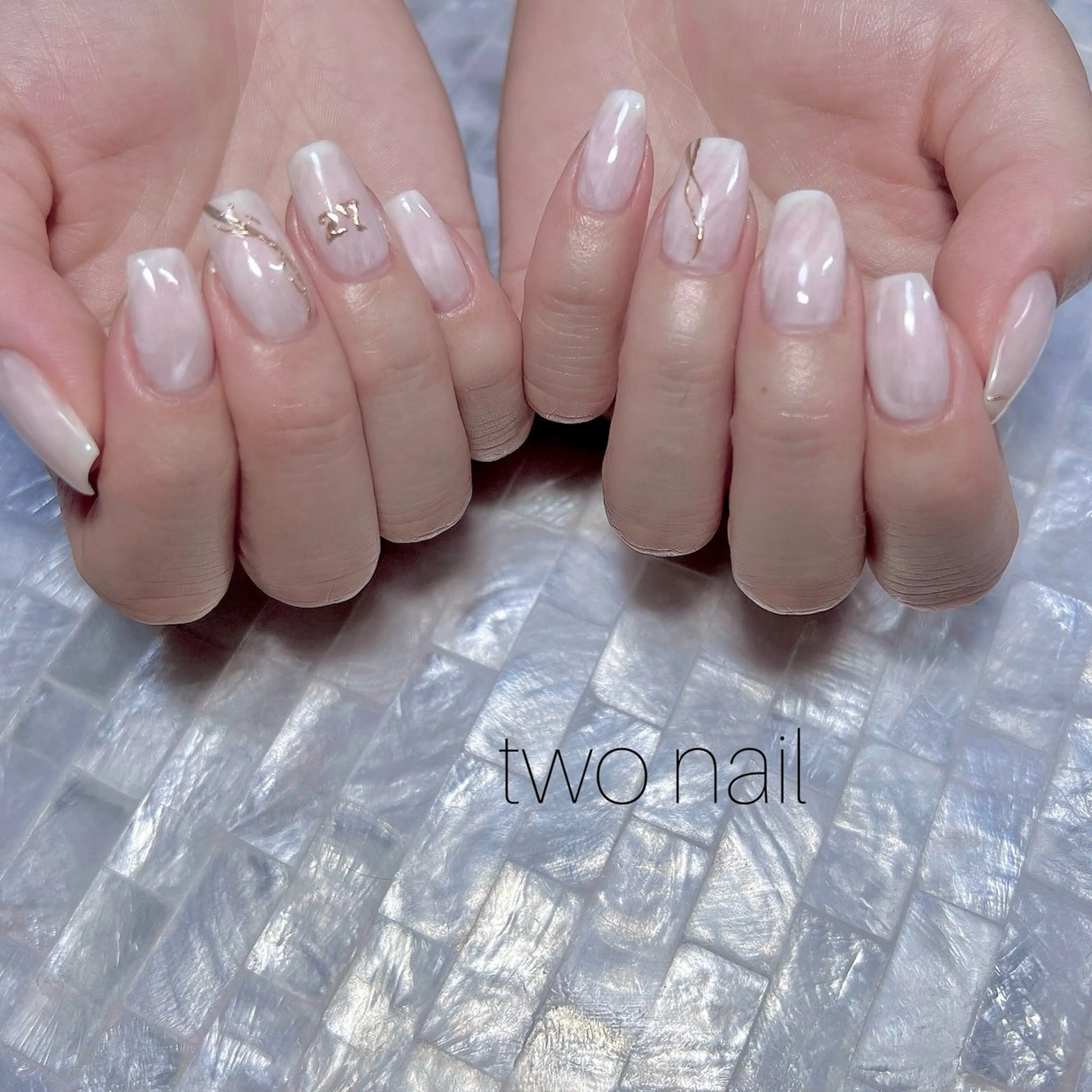 ネイル アートネイル ネイルチップ ホワイト ハンドネイル two nailのネイルデザイン