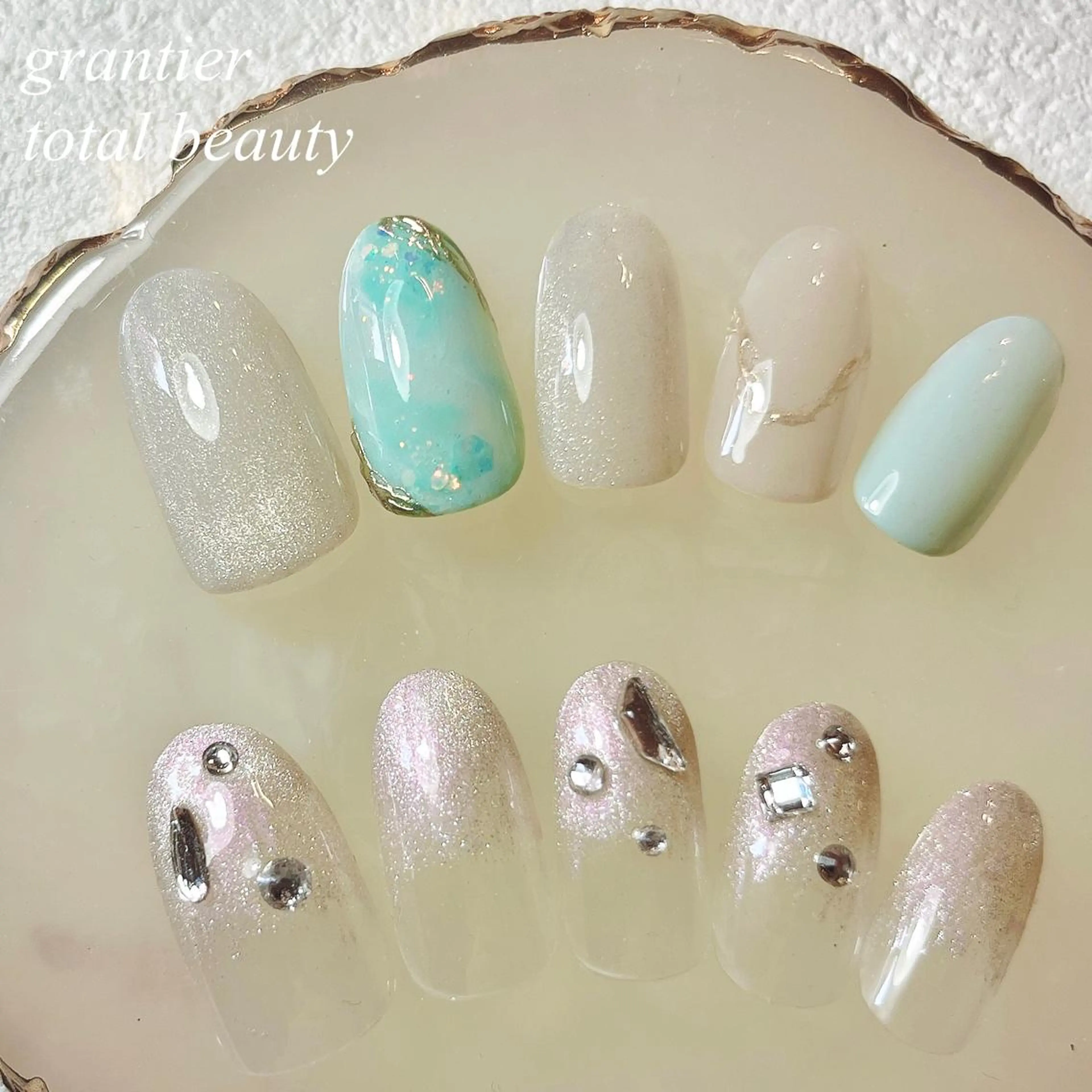 ネイル ジェルネイル パラジェル ハンドネイル grantier beautyのネイルデザイン