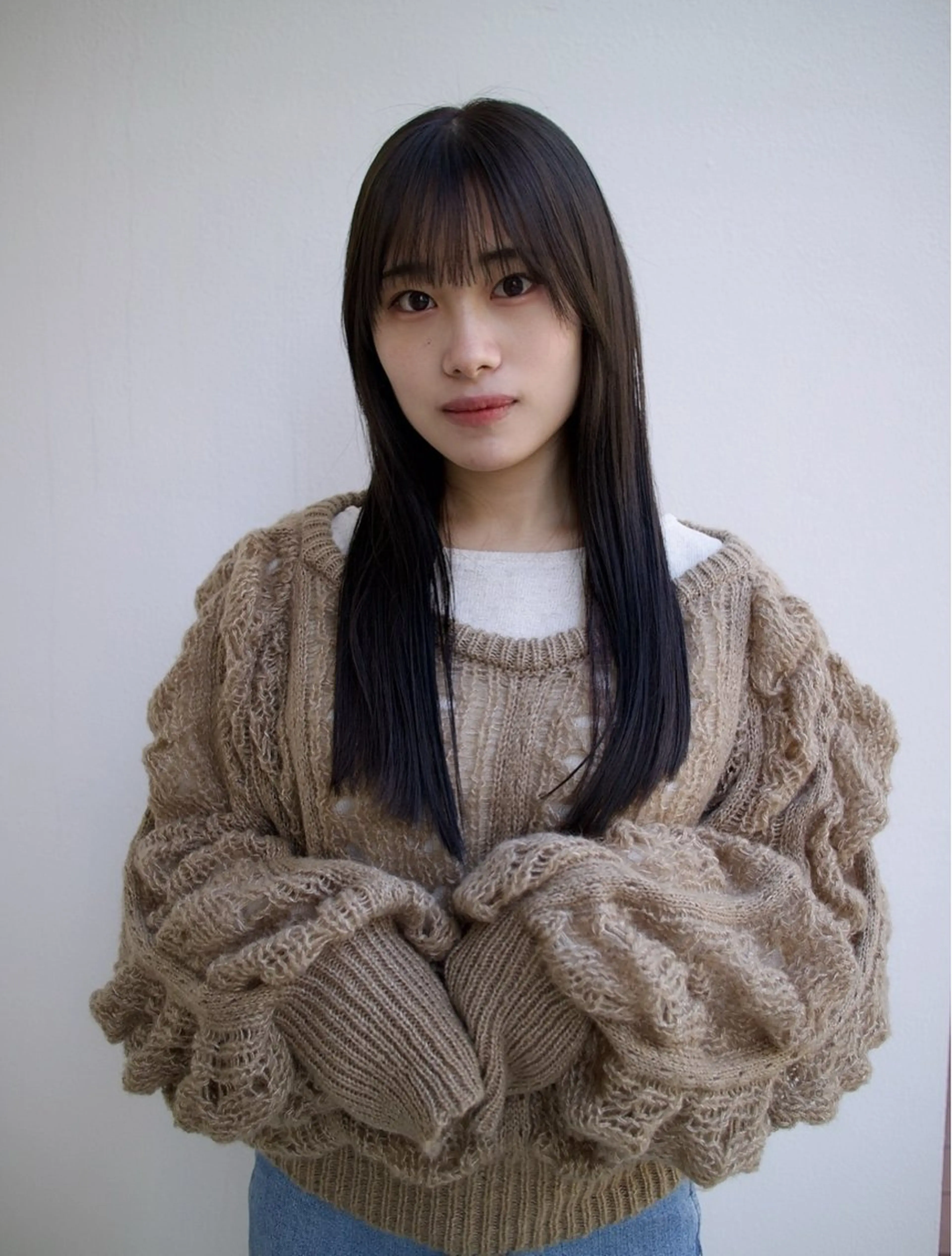 ロング カラー ヘアカラー mina / 透明感ベージュカラーのヘアスタイル