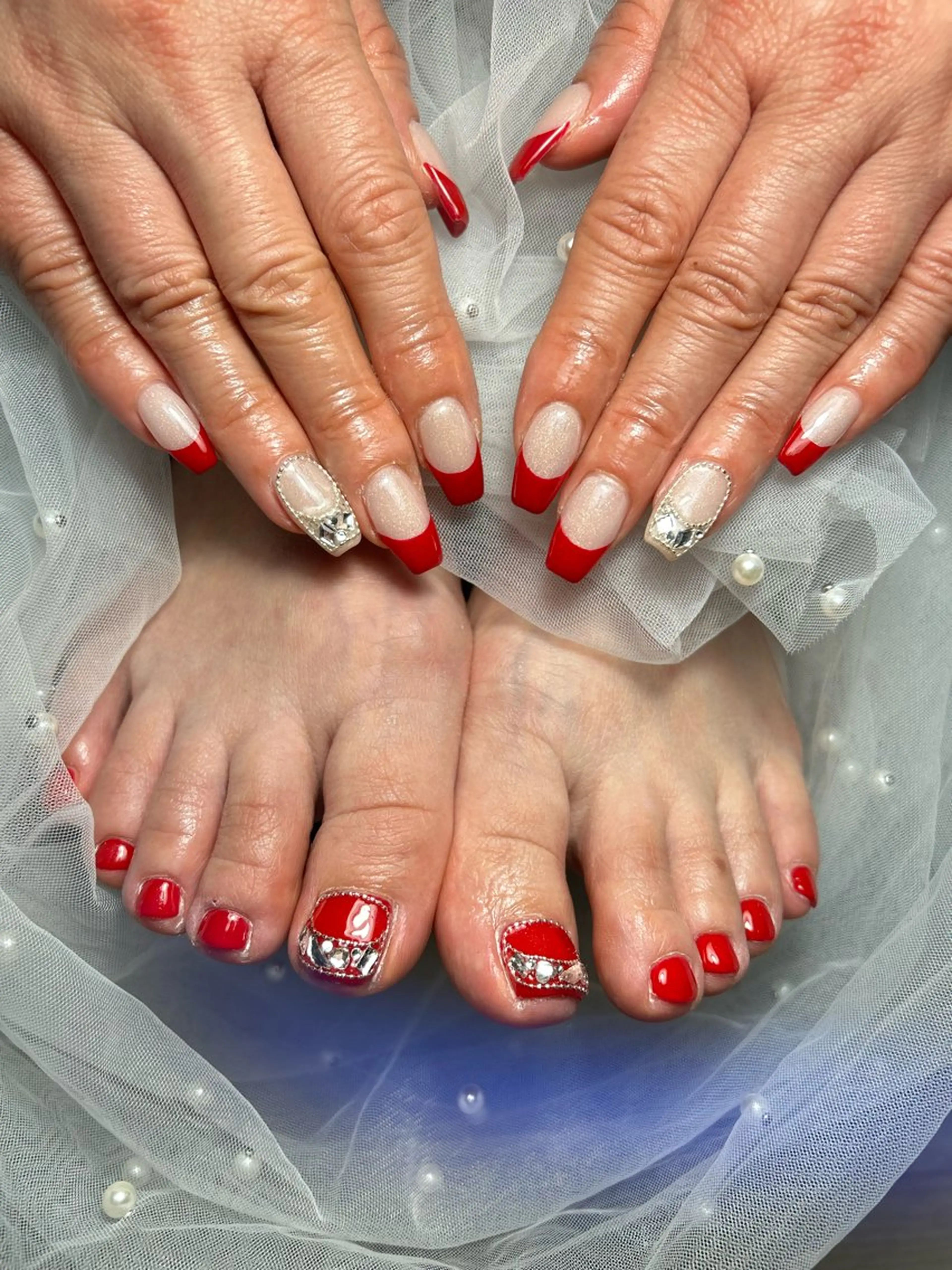 ネイル ハンドネイル フットネイル ✴︎ Delightのネイルデザイン