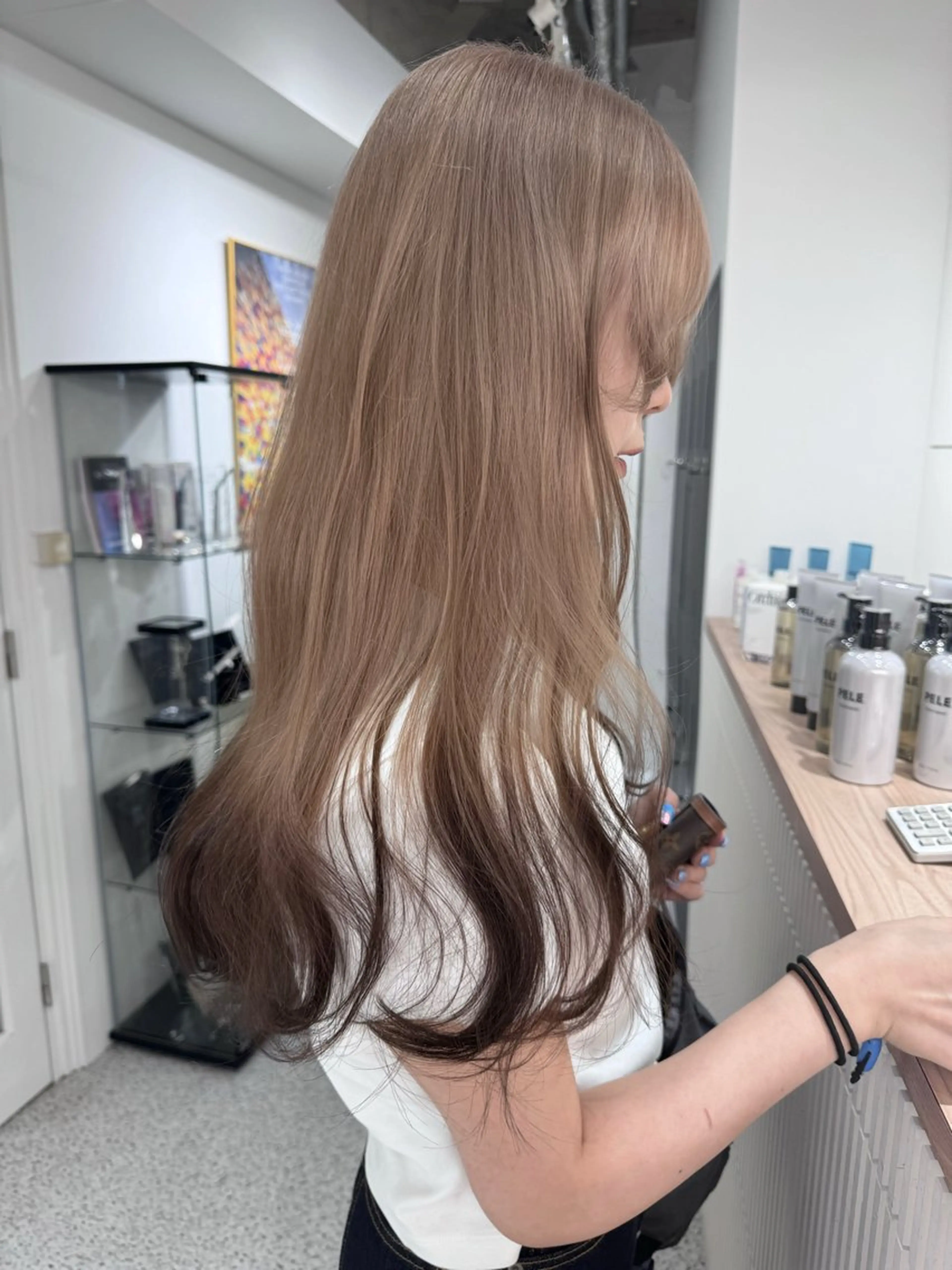 セミロング カラー ヘアカラー トリートメント PELE所属・サキ【渋谷ハイトーン /19歳美容師】のヘアスタイル