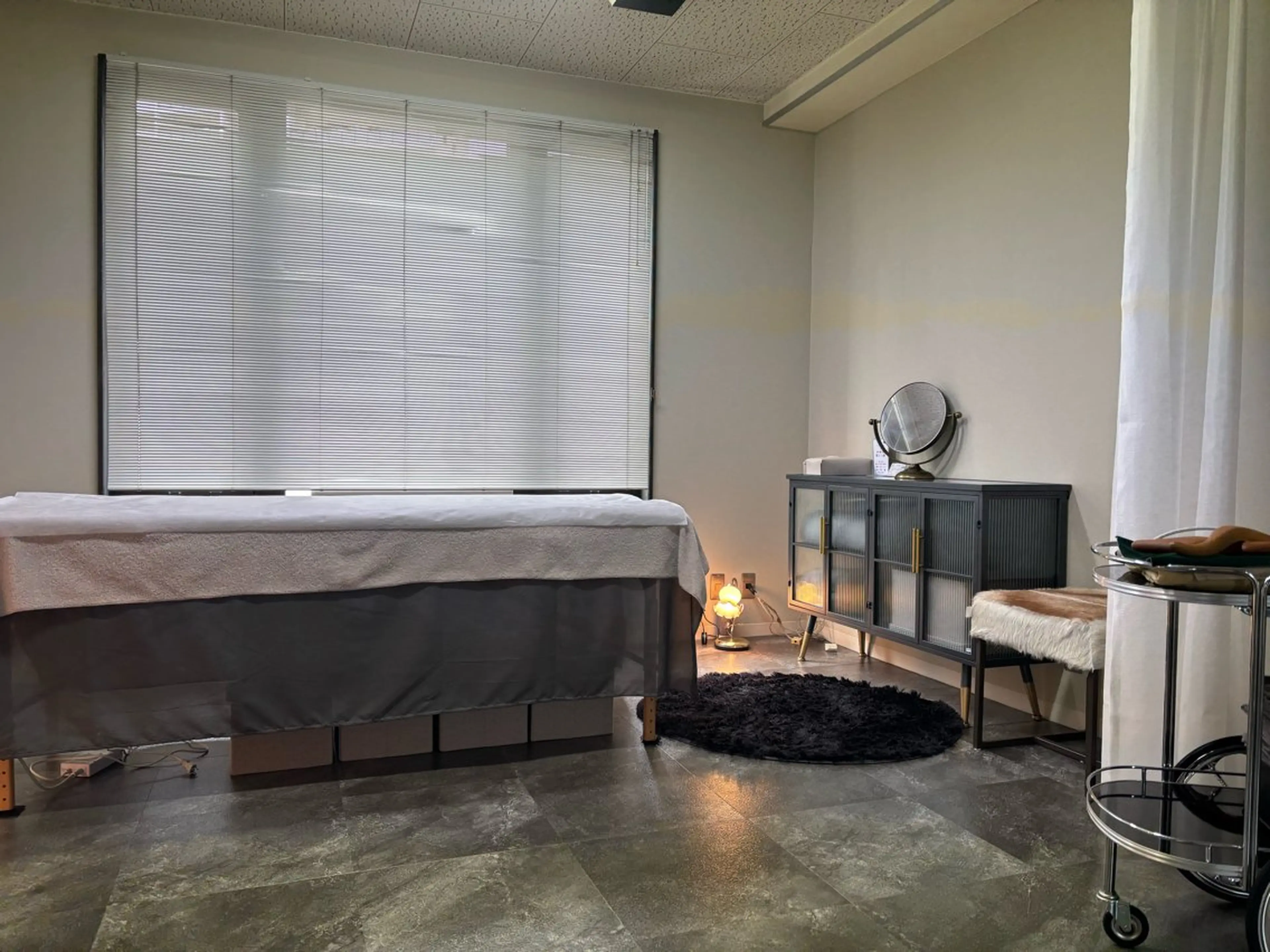 オフ:オン所属・オフ:オン 全身筋膜マッサージのエステ・リラクイメージ