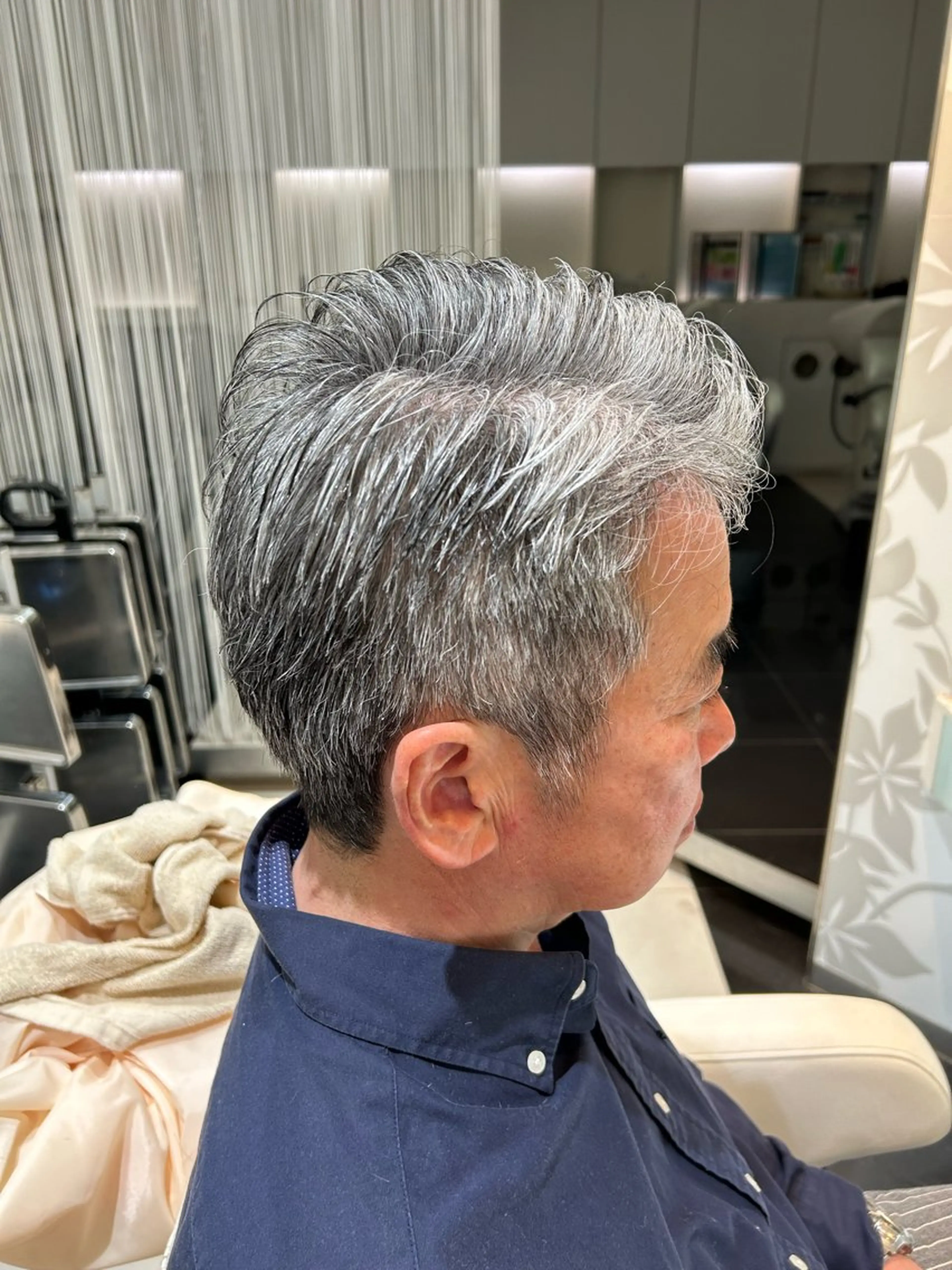 ショート メンズ スパイキーショート／ パーマ平松秀門のヘアスタイル