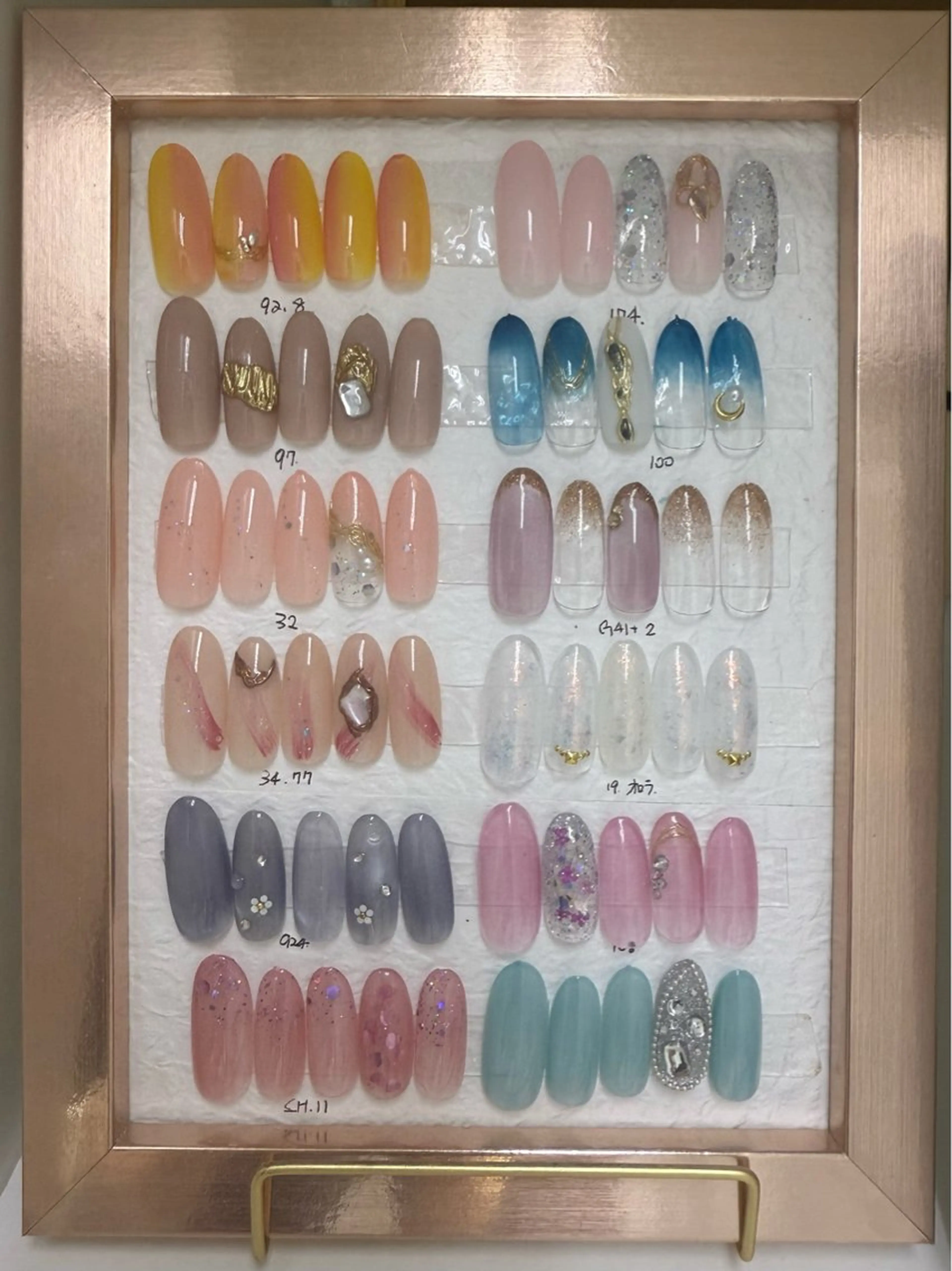 【オフあり】ハンドジェルネイル♡定額デザイントレンドアートコース★甘皮丁寧ケア込み（土日祝＋500円）の写真