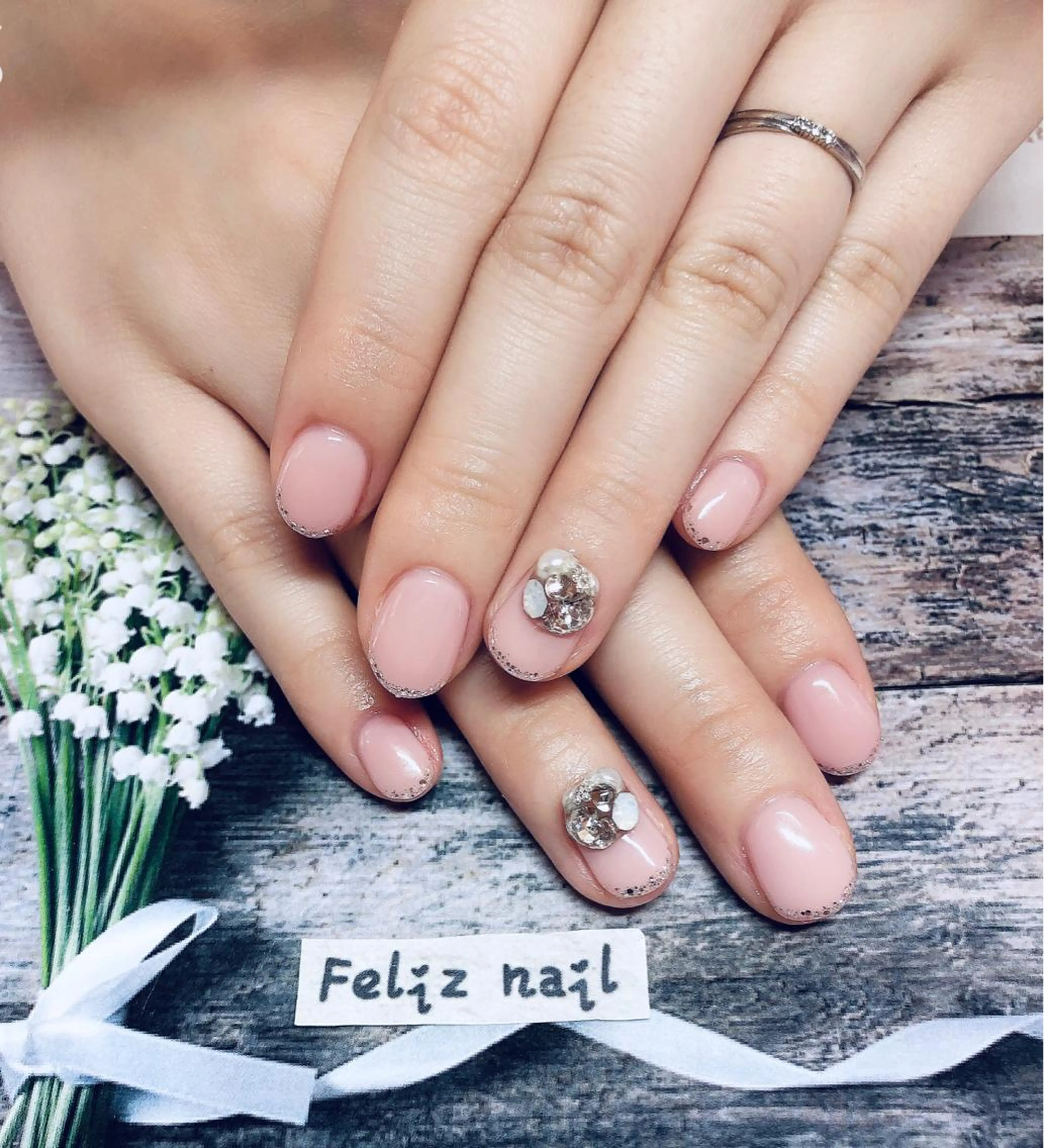 ネイル ジェルネイル 持ち込み オフィスネイル パラジェル ストーンネイル ハンドネイル ユキカ (ネイリスト)のネイルデザイン