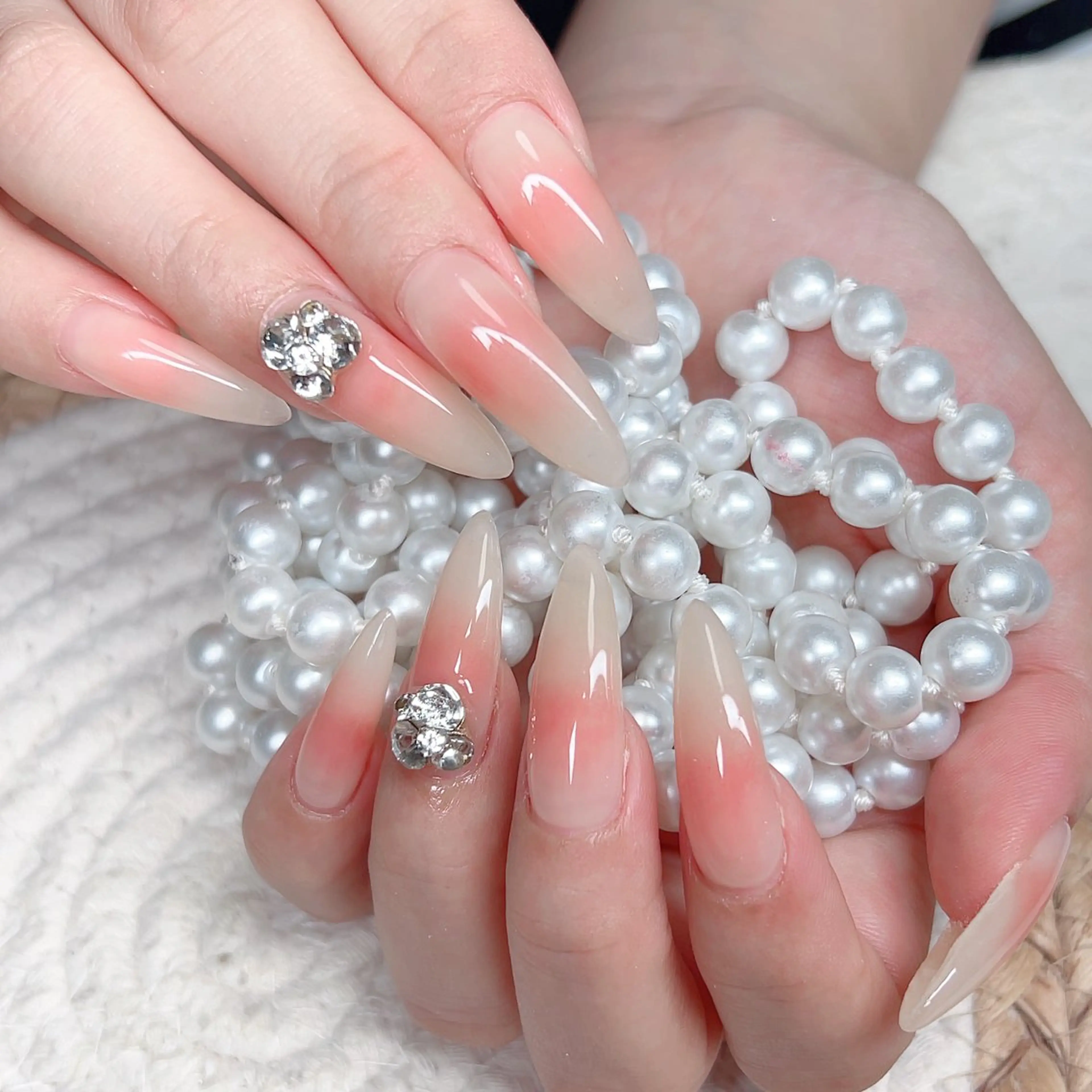 ネイル ハンドネイル M🌷nail 長さだし専門店のネイルデザイン