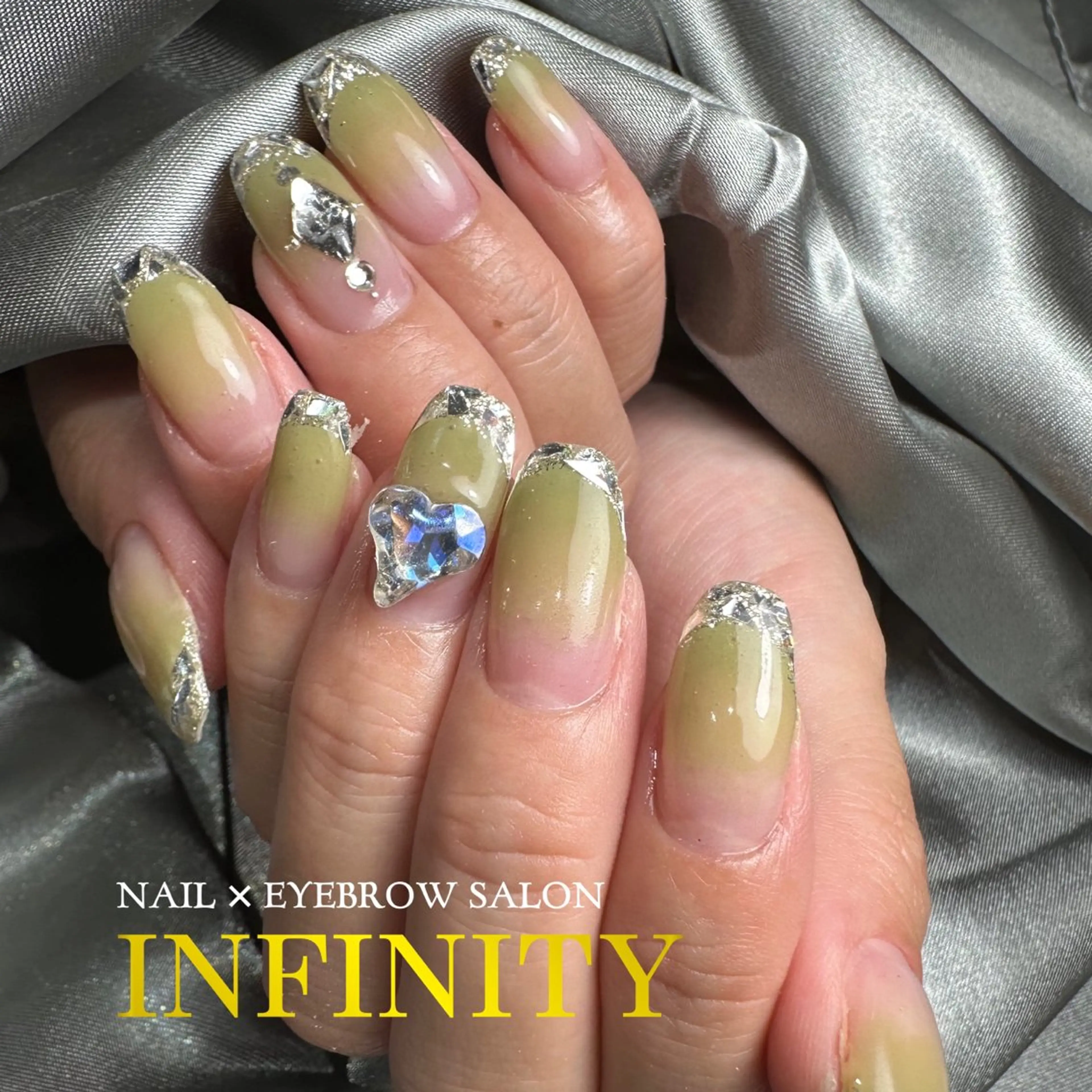 ネイル フレンチネイル ガラスフレンチ グラデーション ハンドネイル INFINITY所属・INFINITY nailのネイルデザイン