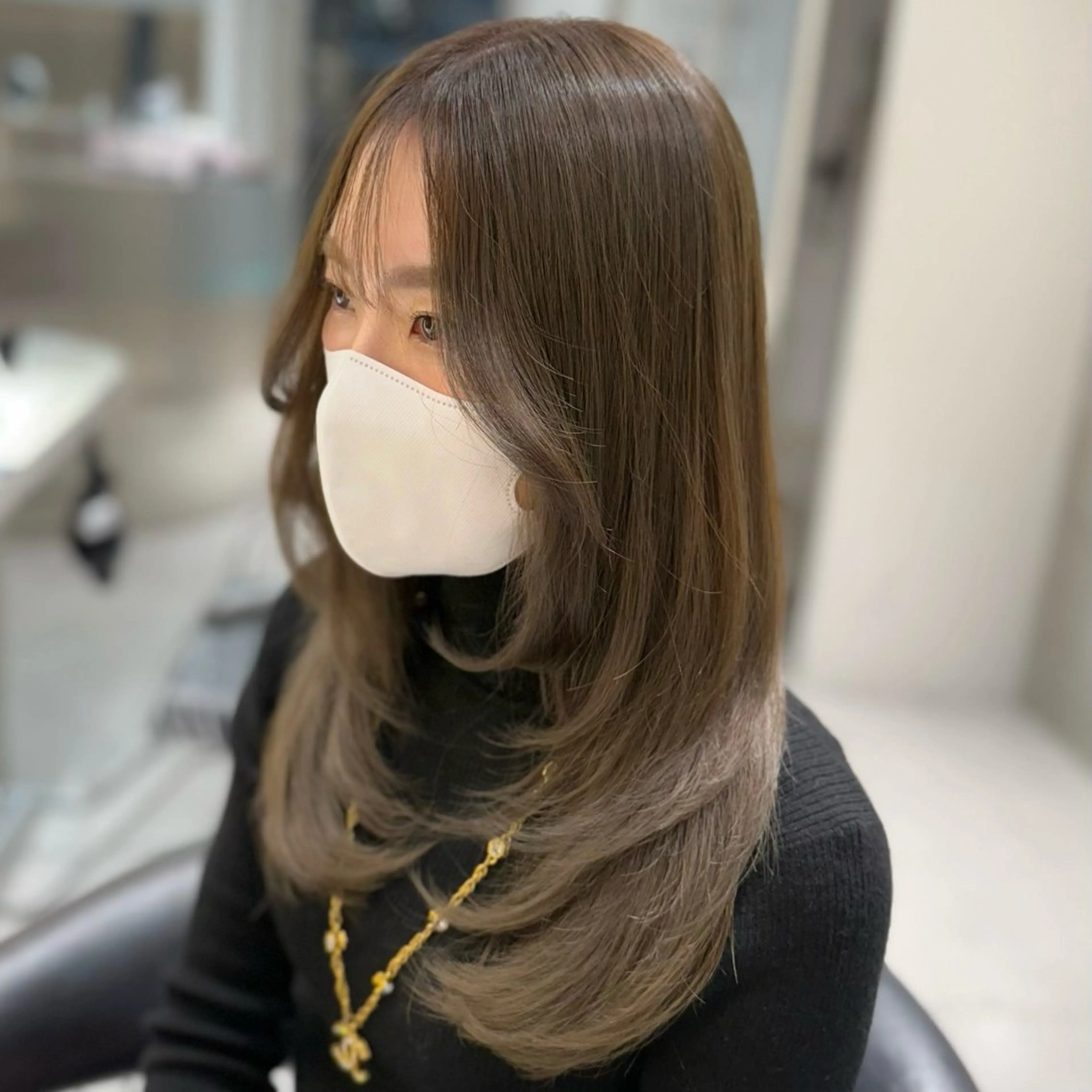 カラー ヘアカラー トリートメント ユナ / lond uluのヘアスタイル