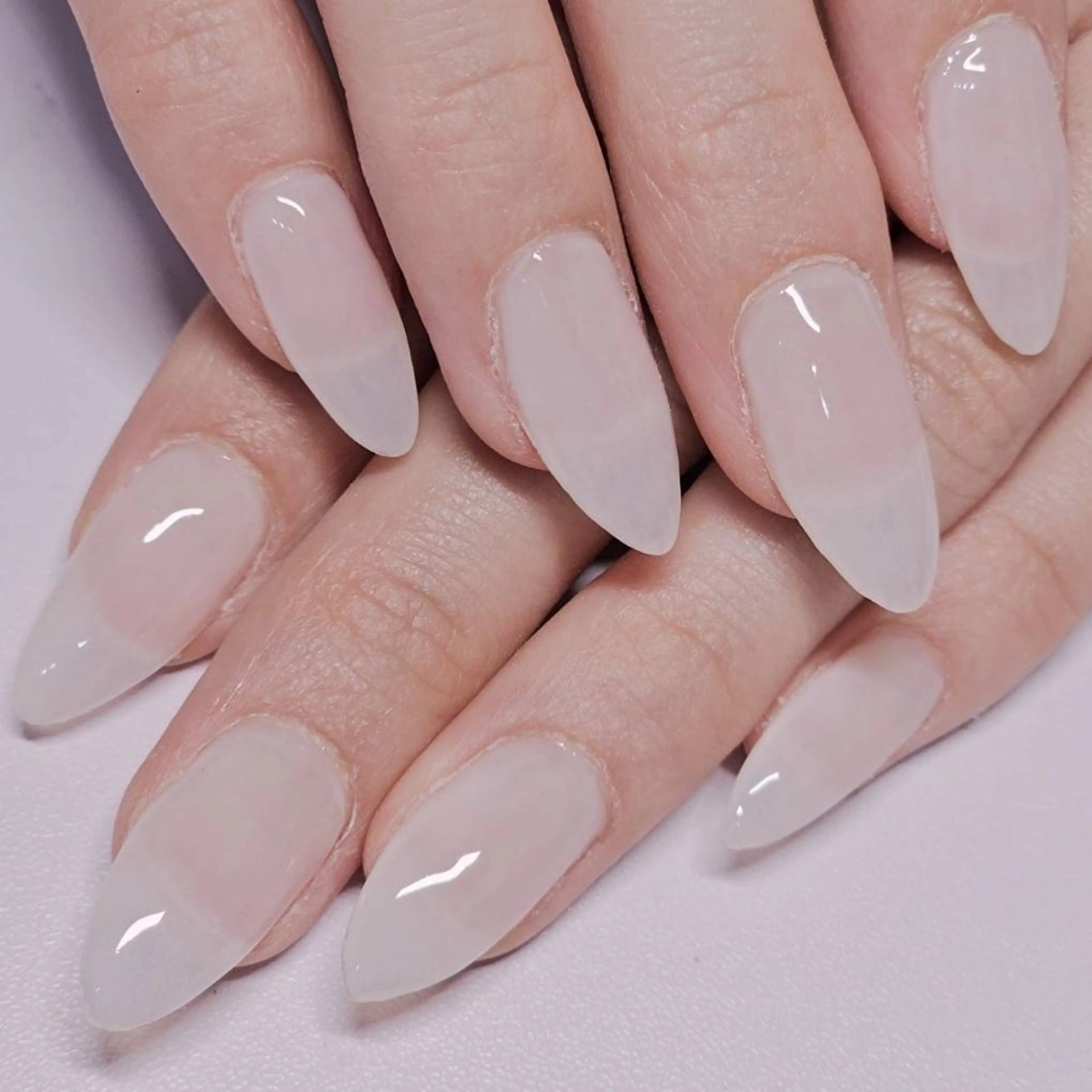 ネイル ワンカラーネイル ホワイト ハンドネイル よしだ ひろきのネイルデザイン