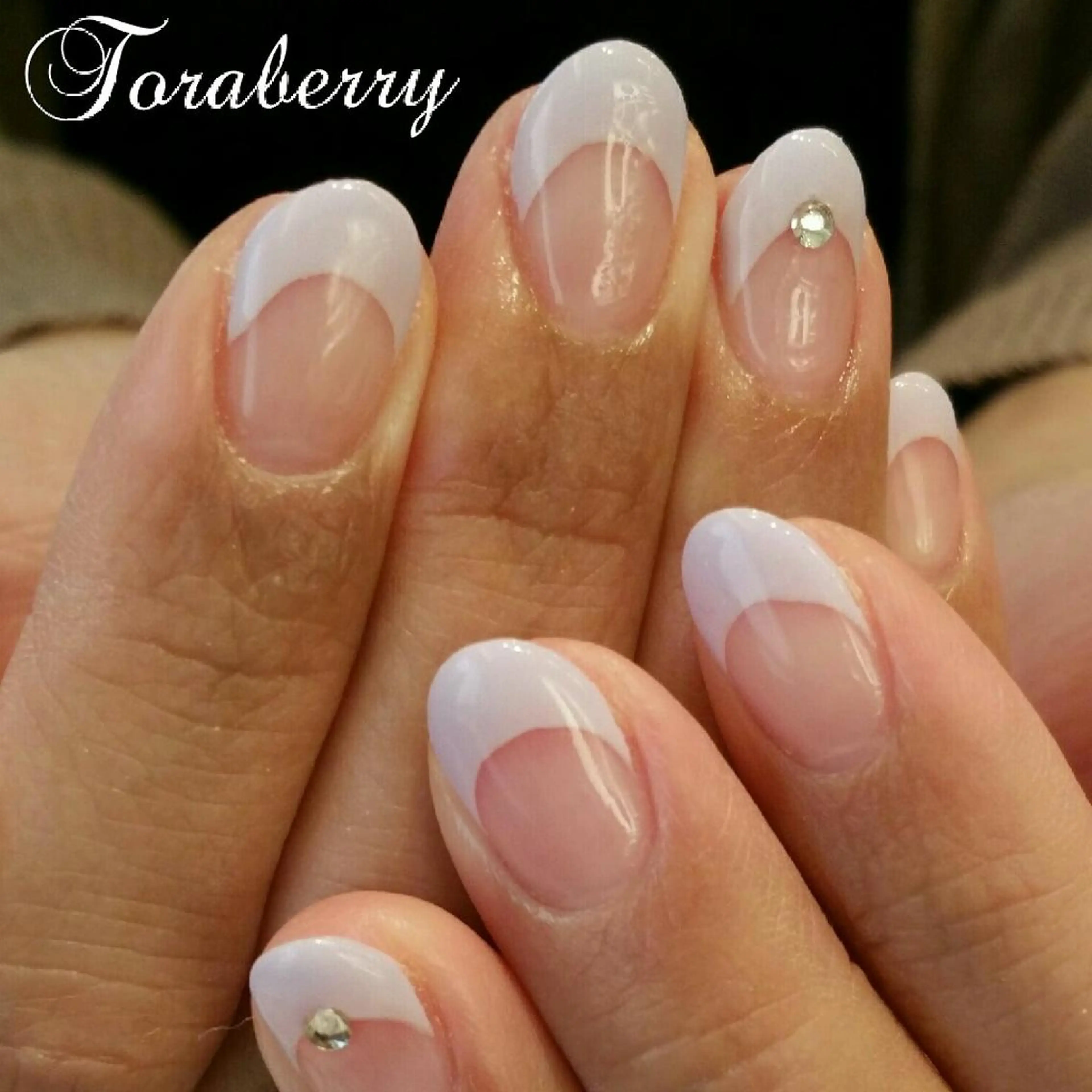 ネイル フレンチネイル ネイリスト なつみのネイルデザイン