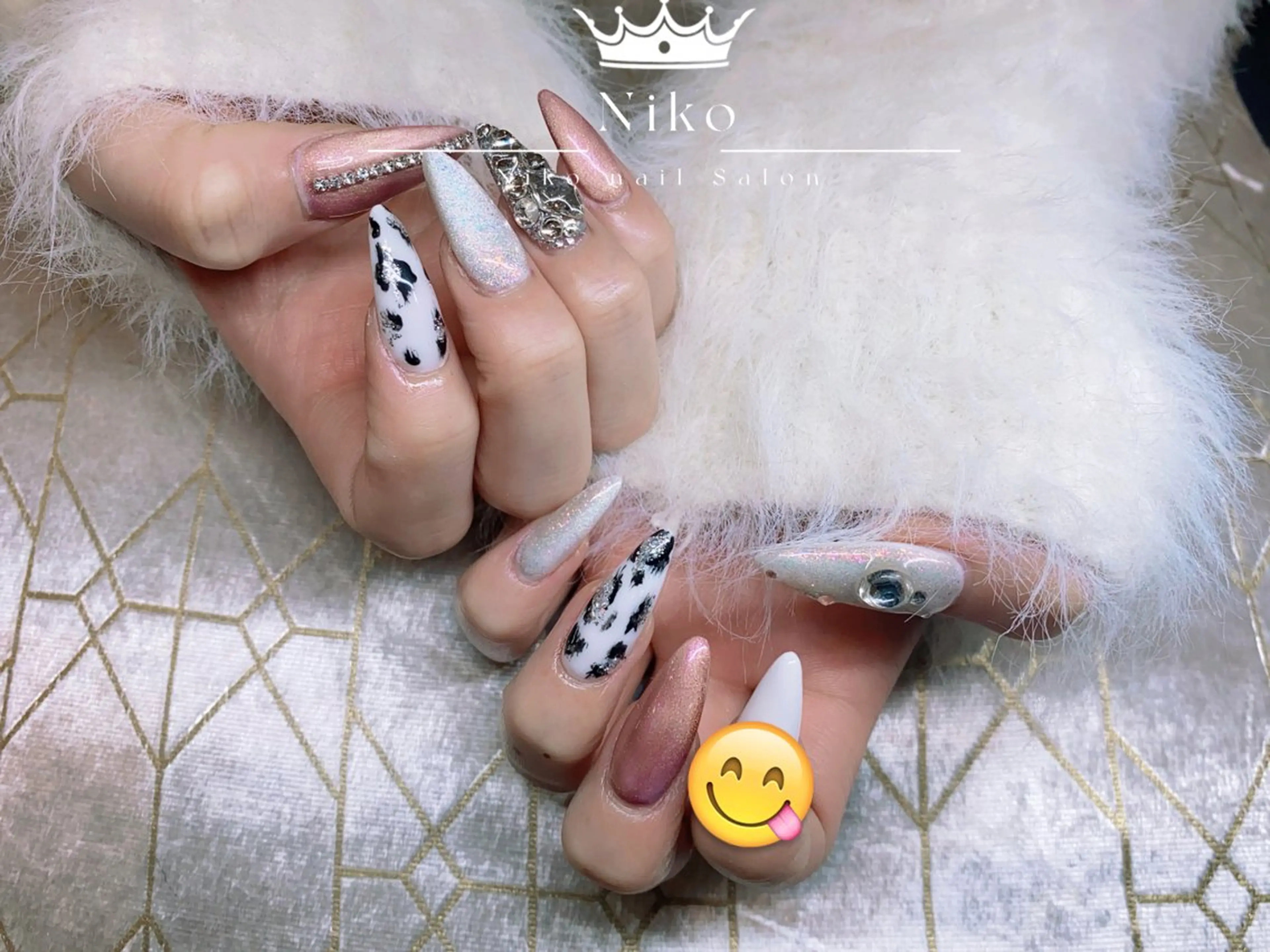 ネイル 長さ出し ジェルネイル ハート 韓国ネイル ニュアンスネイル Niko nailサロンのネイルデザイン