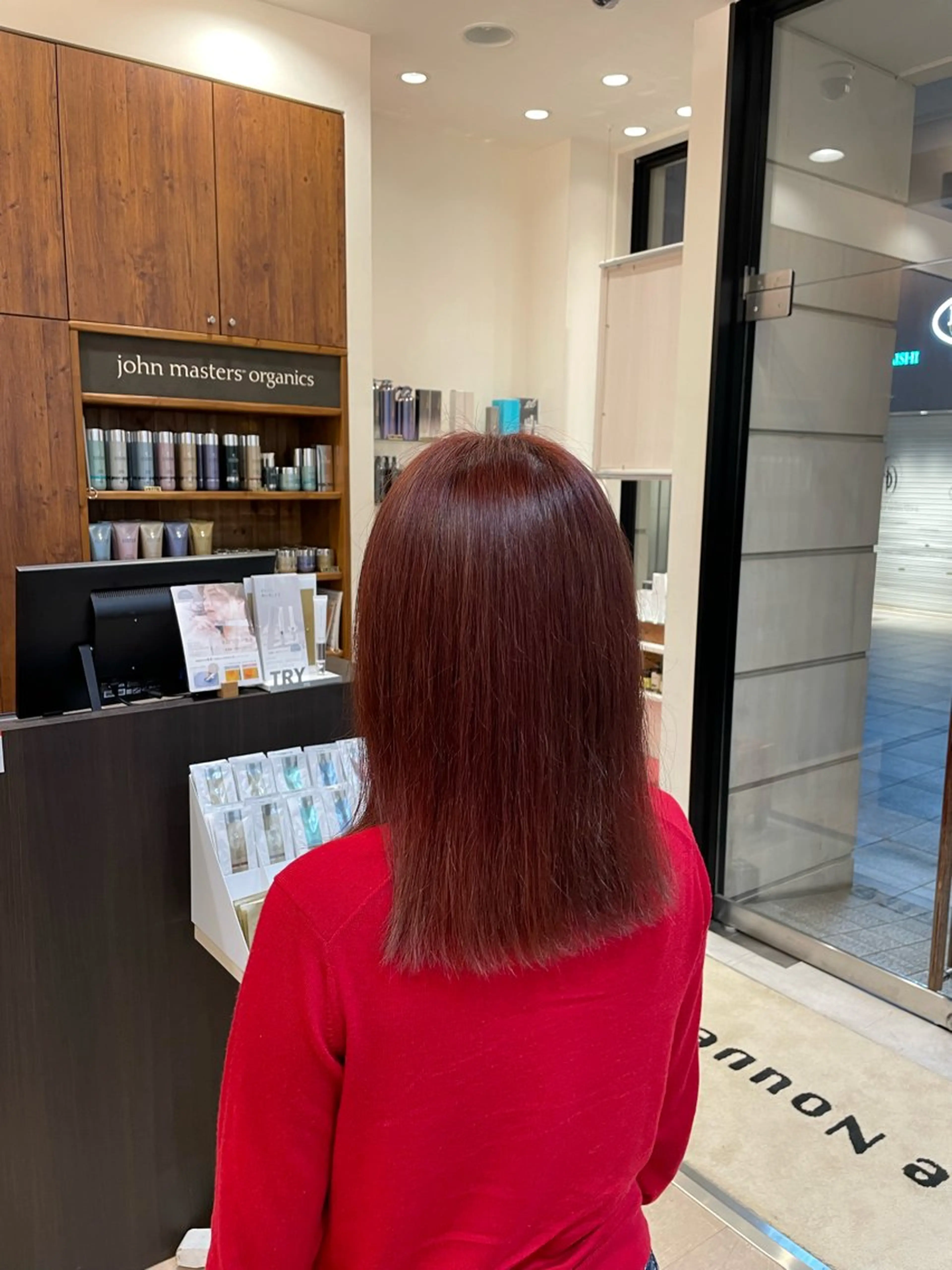 カラー ピンクカラー レッドカラー 木村 柚伊のヘアスタイル