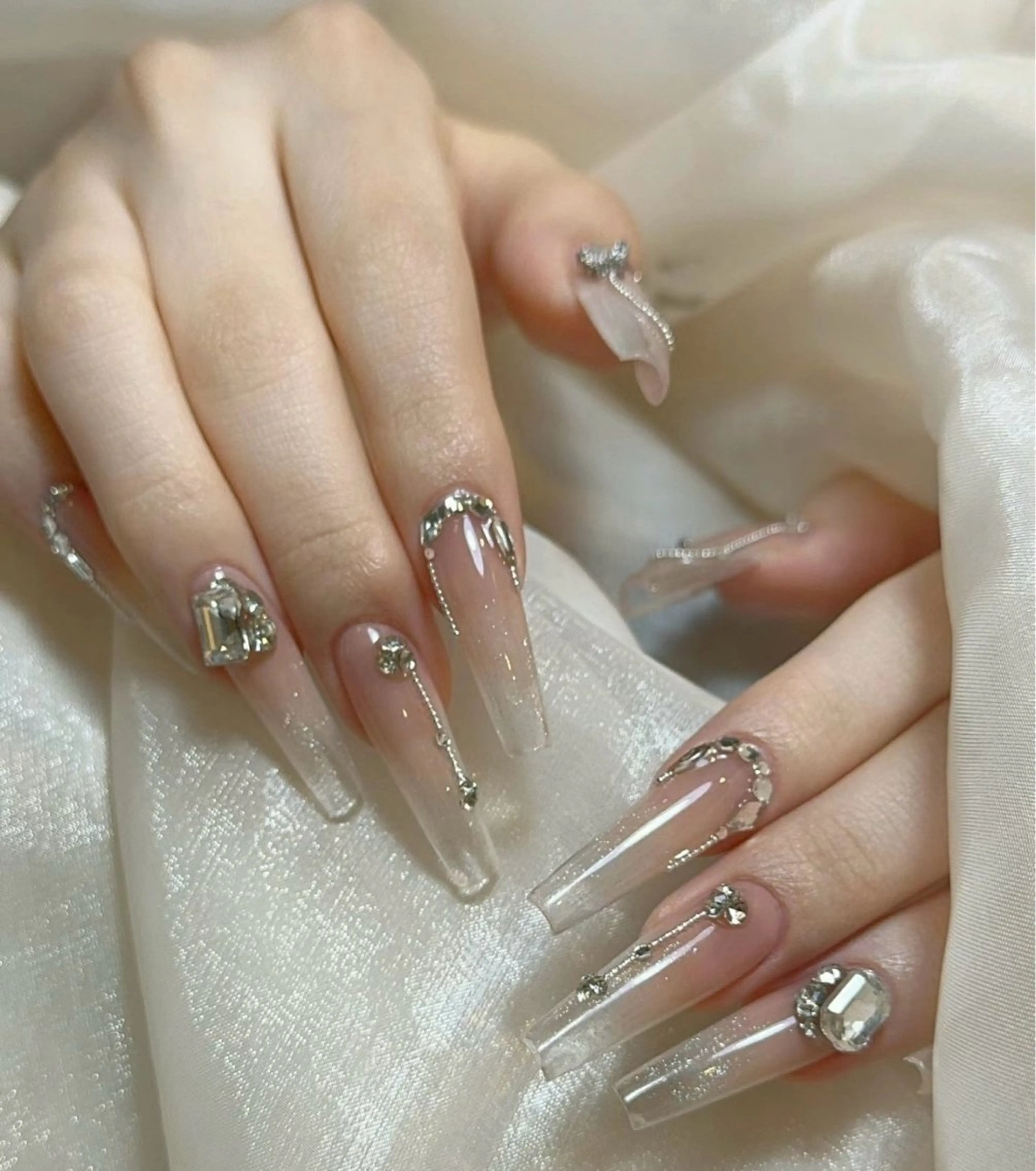 ネイル チークネイル 長さ出し フレンチネイル ガーリー 韓国ネイル sun nail池袋 モデル募集のネイルデザイン