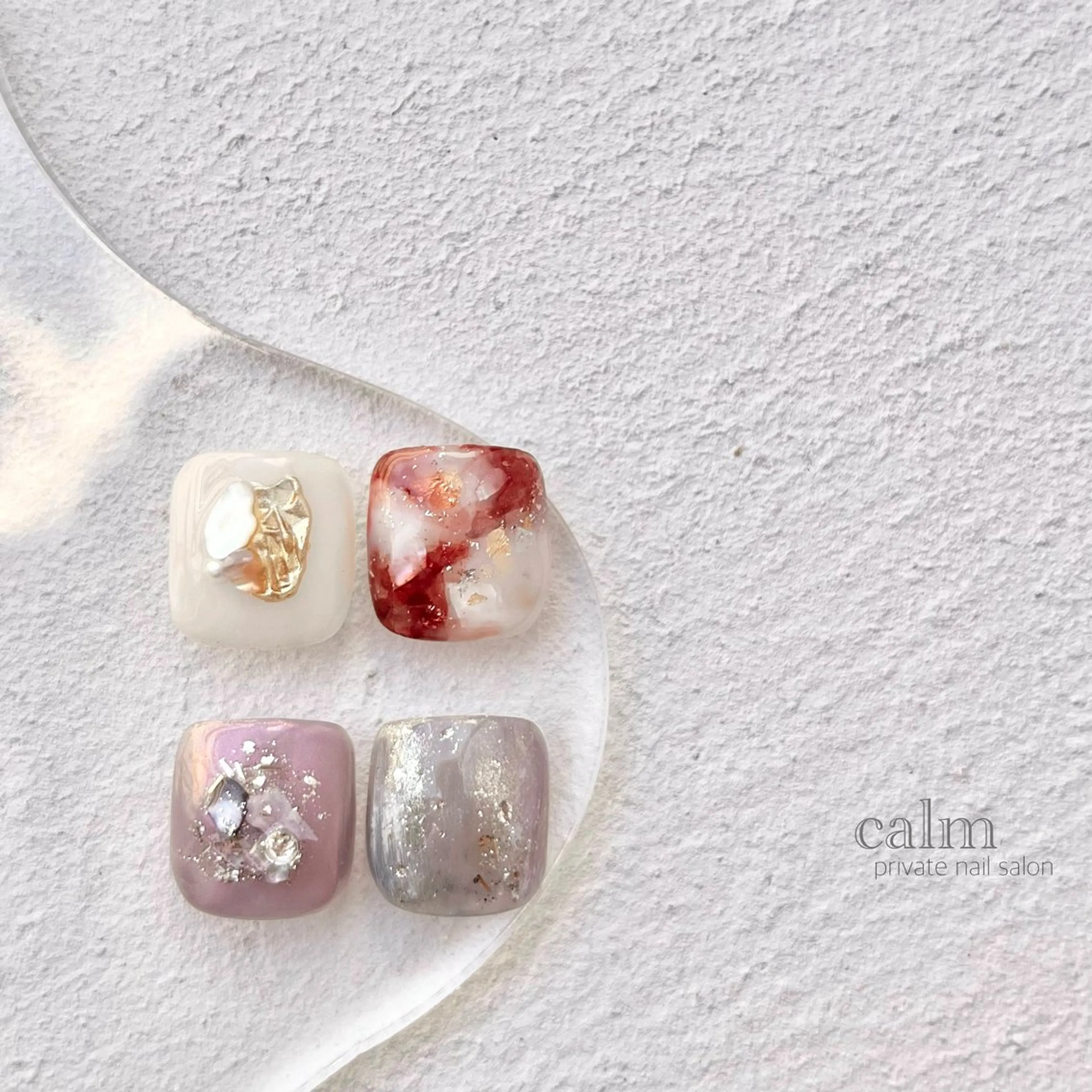 ネイル フットネイル calm 〔ｶｰﾑ〕のネイルデザイン