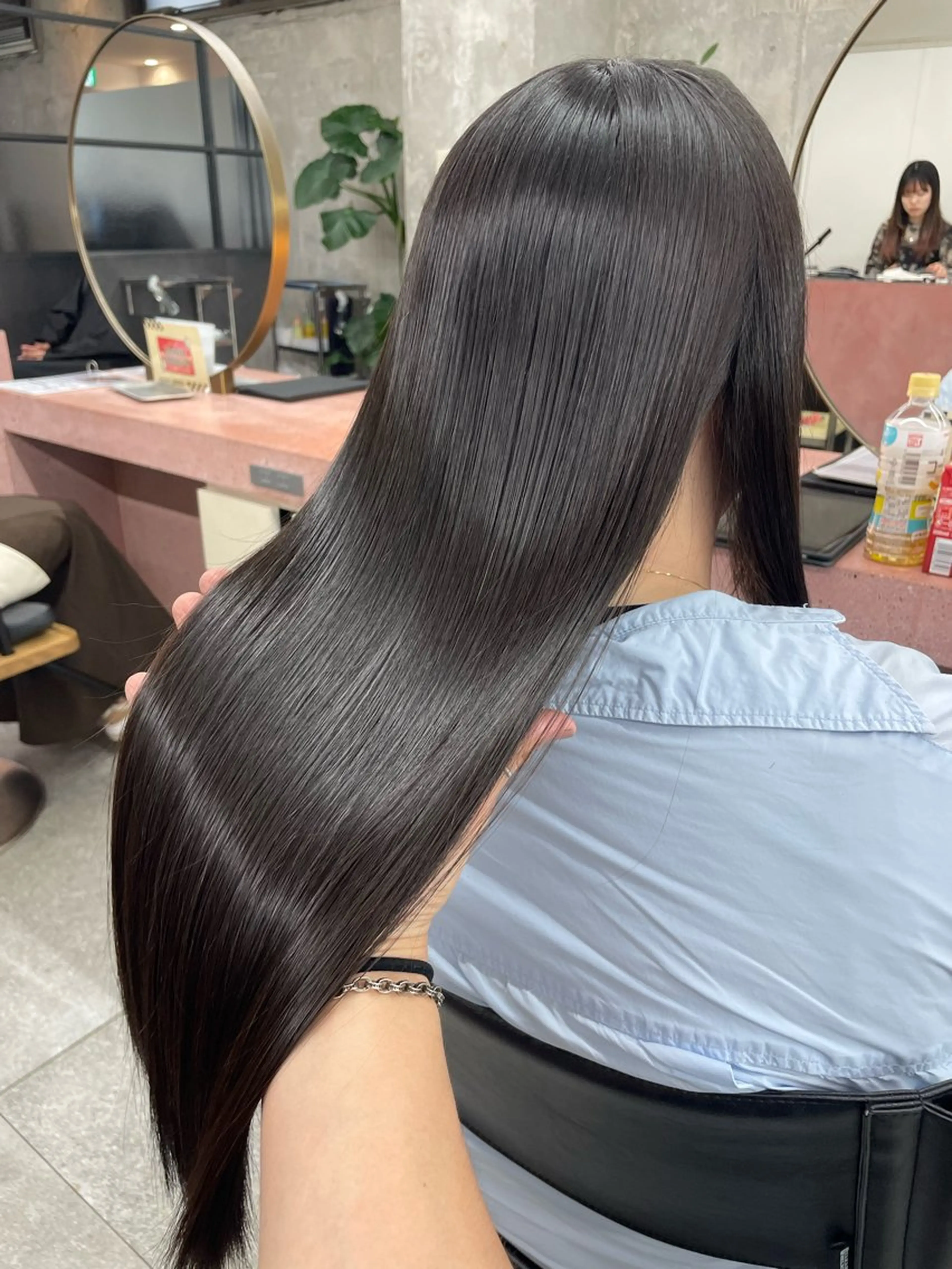 ロング カラー パーマ くせ毛 伸ばしかけ 縮毛矯正 酸性ストレート ストレートパーマ カット 縮毛矯正 トリートメント 江上拓郎/ショート /酸性ストレートのヘアスタイル