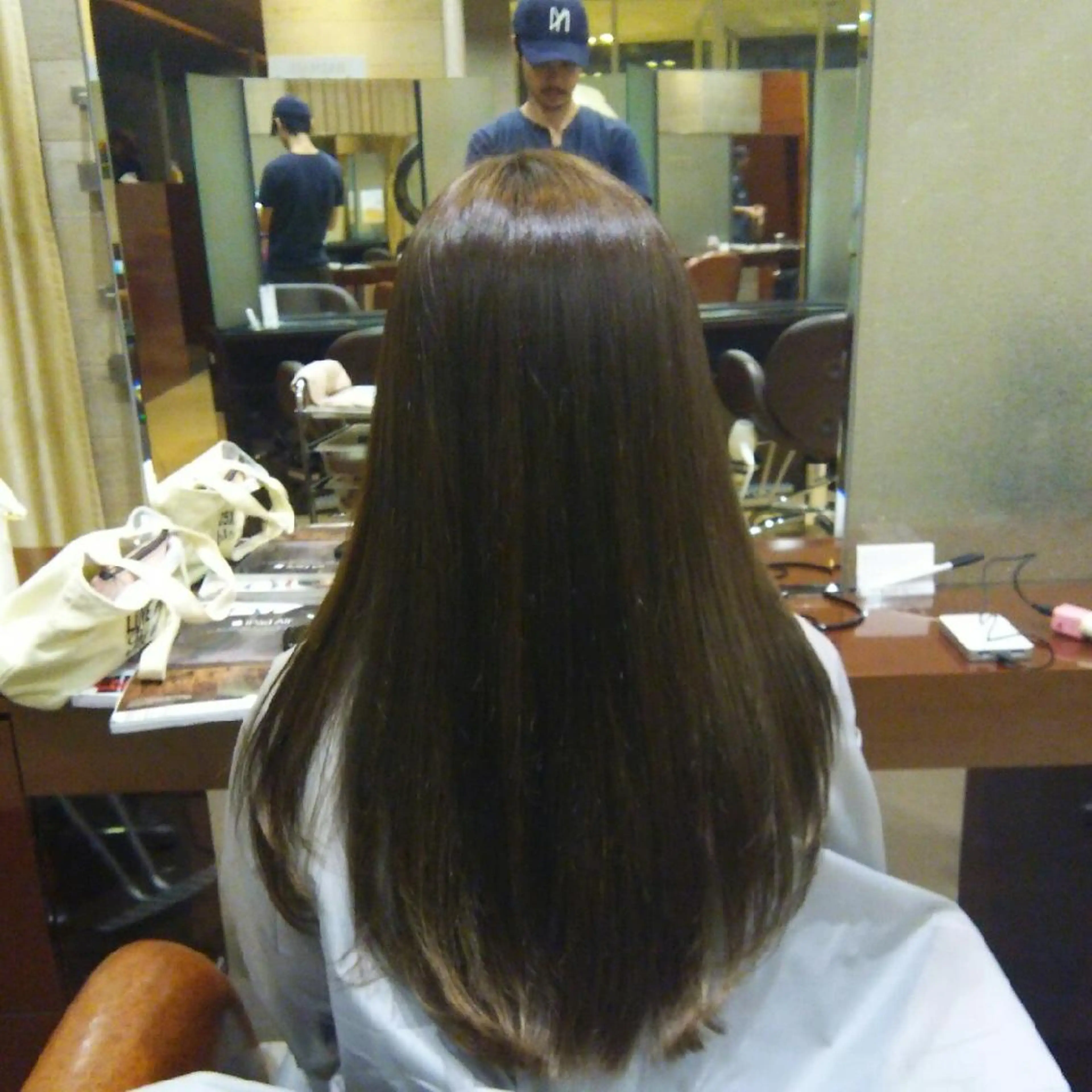 ロング カラー セミロング パーマ ミディアム ヘアアレンジ ネイル マツエク・マツパ 縮毛矯正 トリートメント iplus まつげ、眉毛、耳つぼのマツエク・マツパデザイン