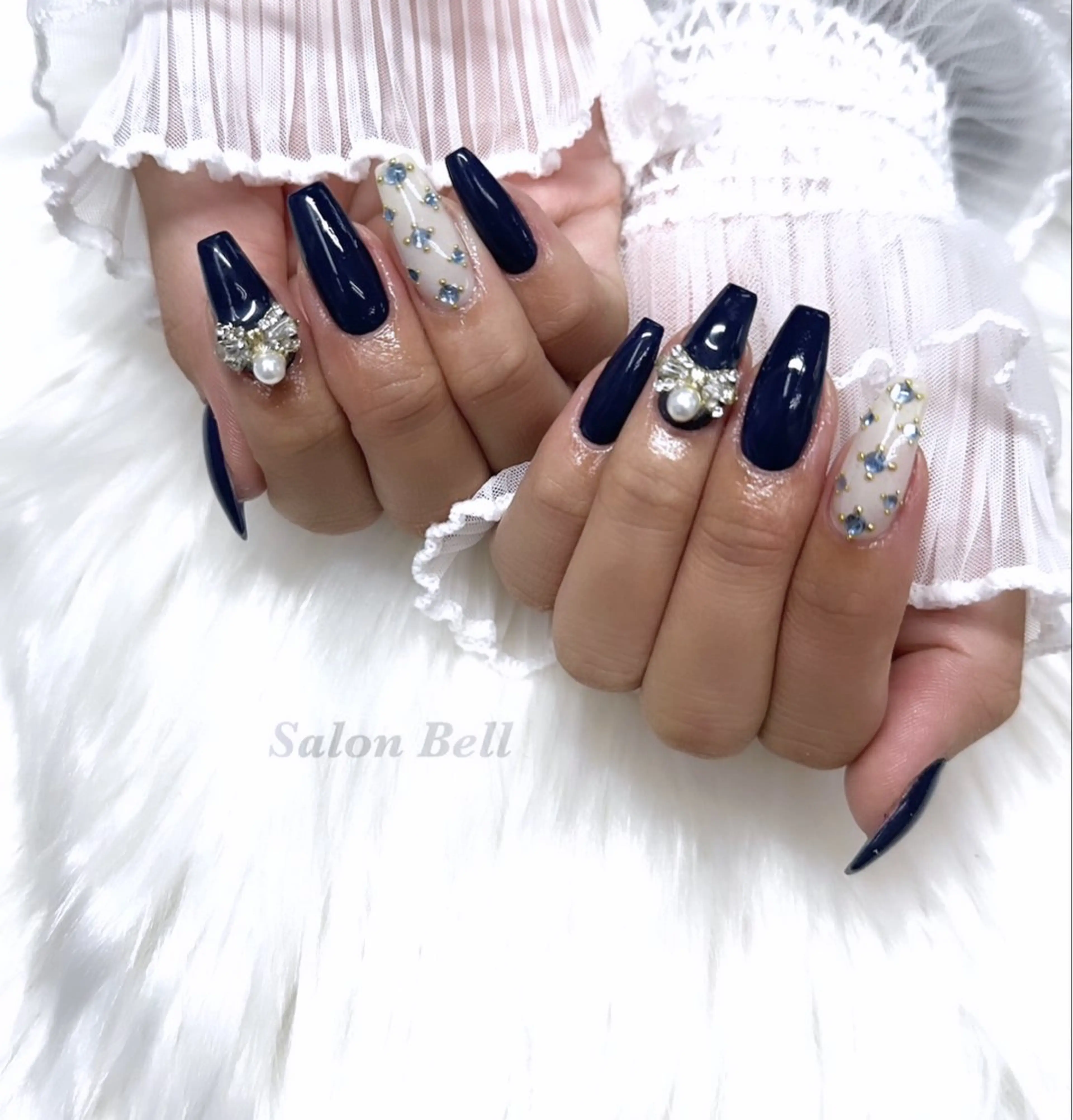 ネイル Bell 富田林店 SAYAKAのネイルデザイン