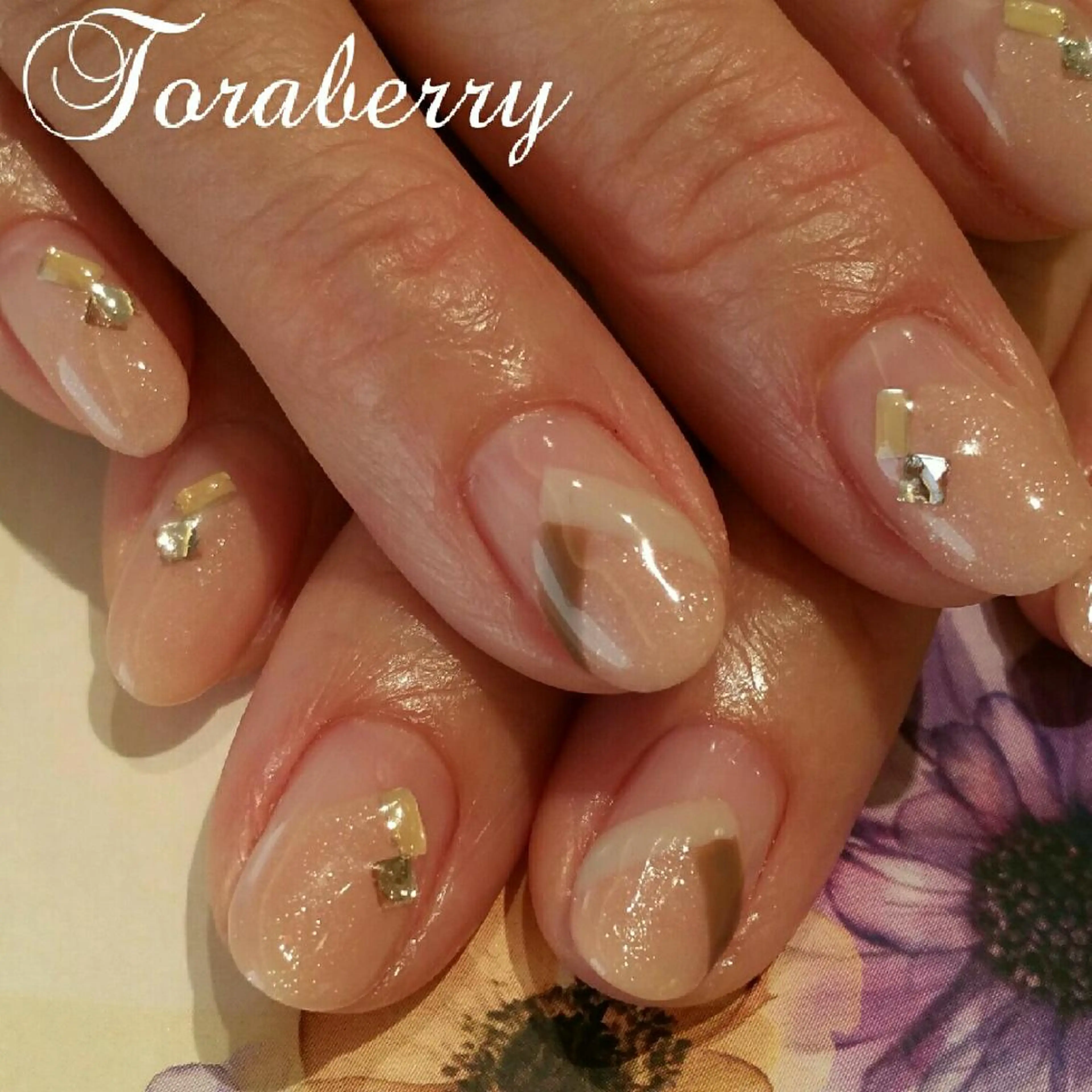 ネイル フレンチネイル ネイリスト なつみのネイルデザイン