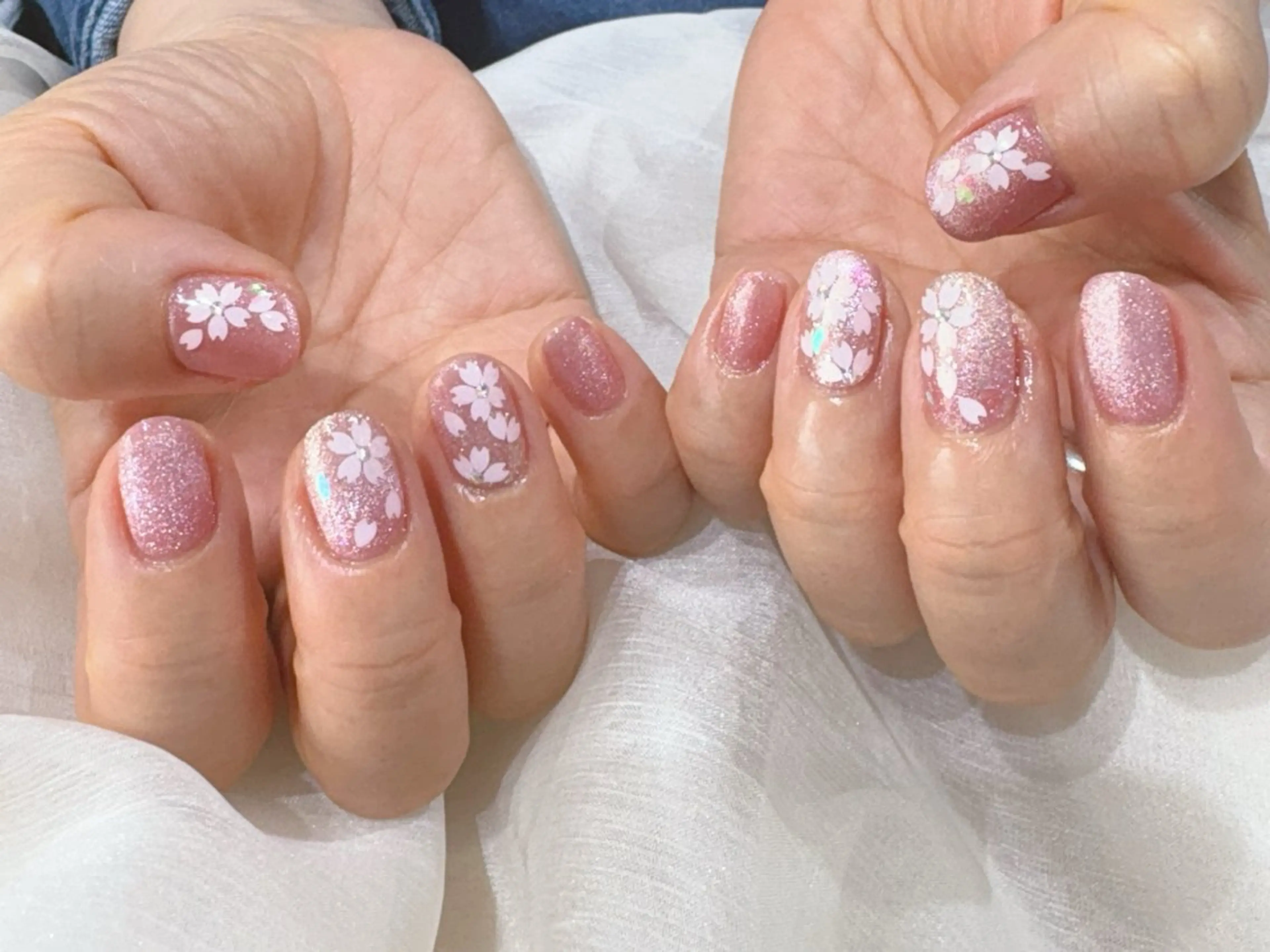 ショート ハンドネイル Nail  R💫 naoのネイルデザイン