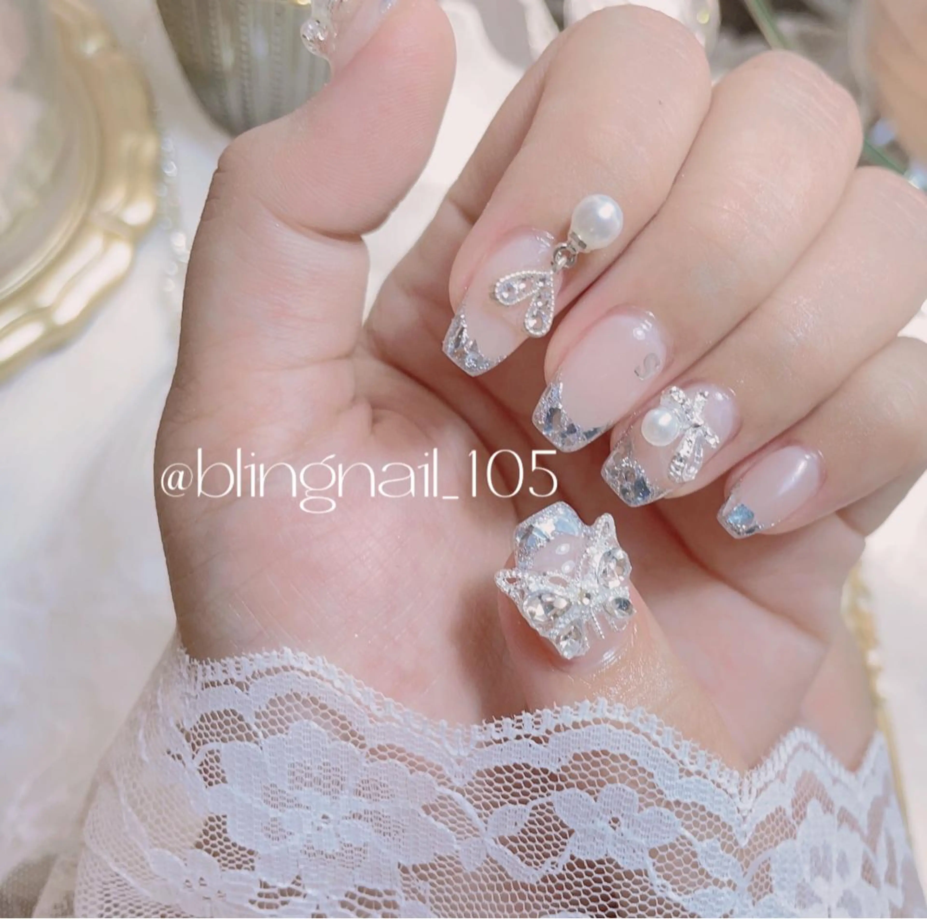 ネイル 23時まで❤︎韓国、 ワンホンネイルのネイルデザイン