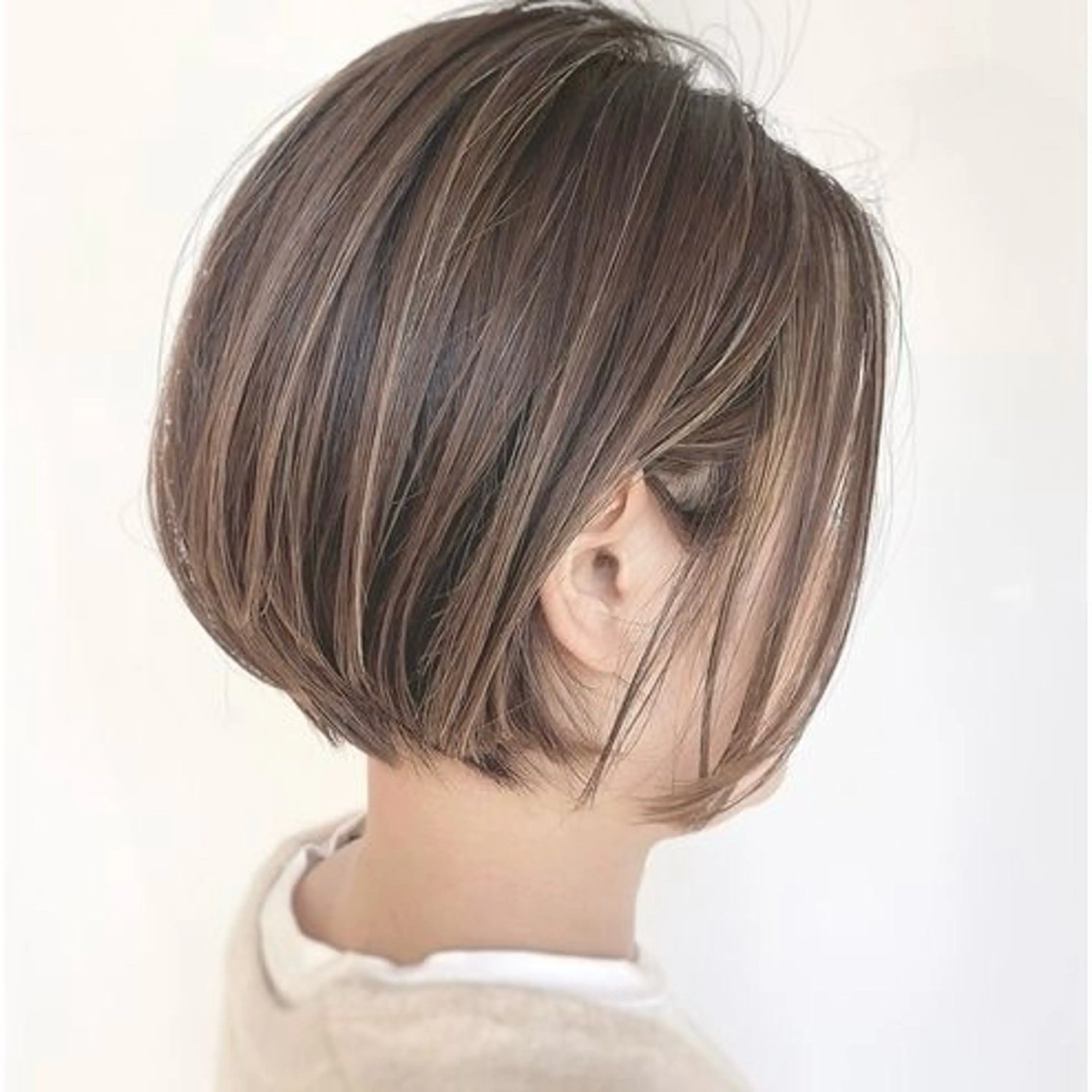 《自然にぼかす》白髪ぼかしハイライト＋オンカラー🌈の写真