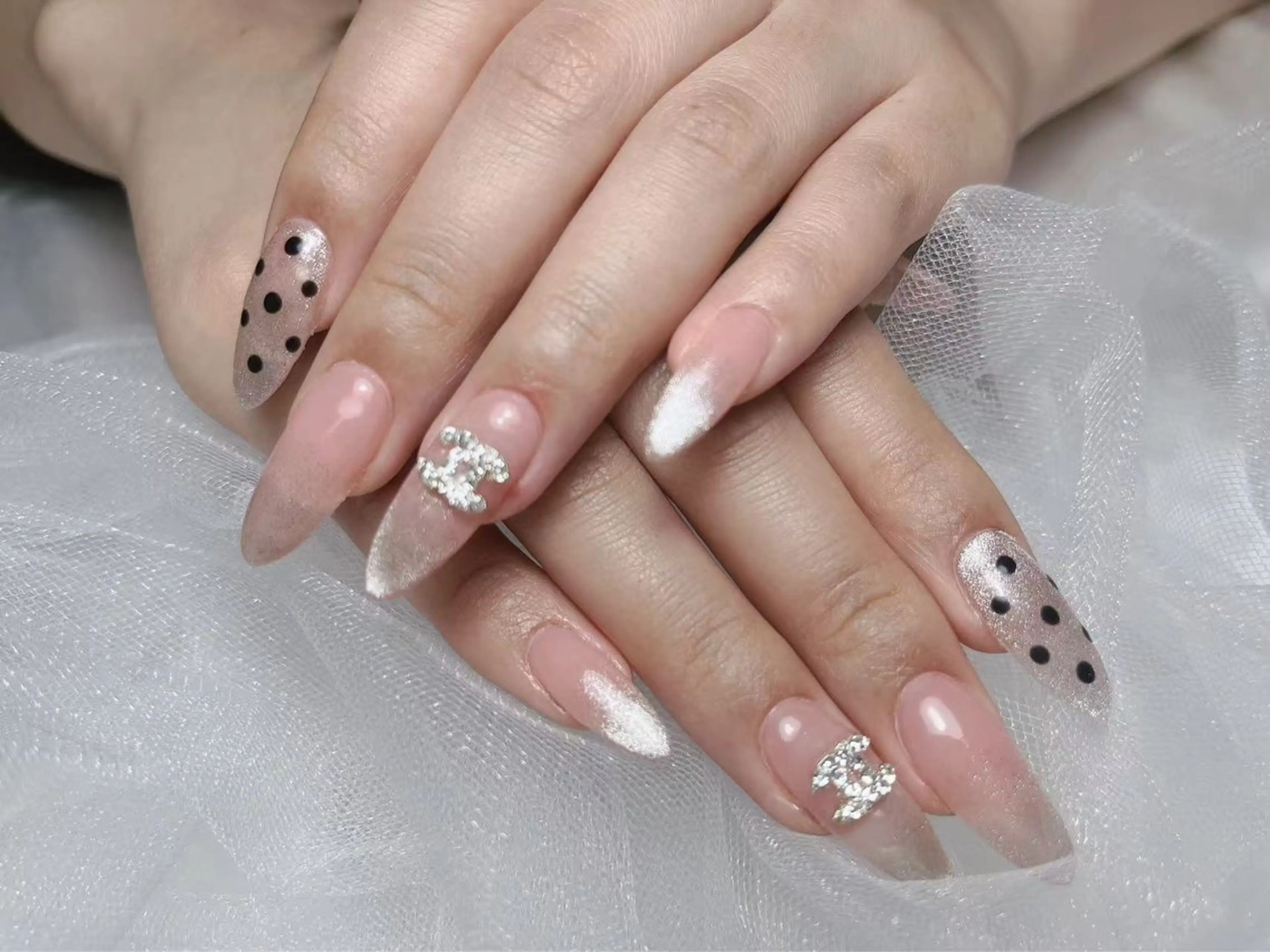 ネイル ハンドネイル ルラワンネイル エンのネイルデザイン