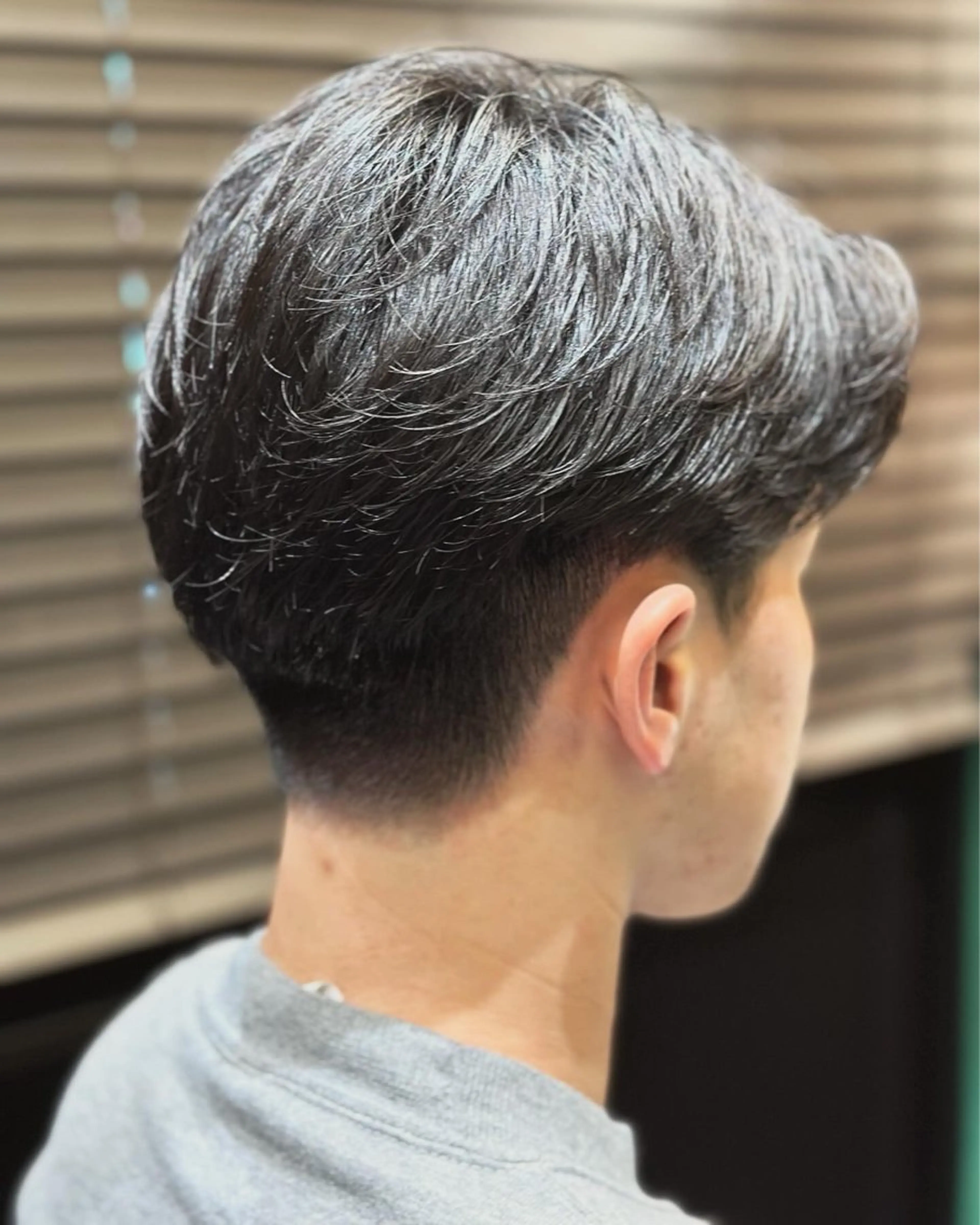 ミディアム 杉本 和大のヘアスタイル