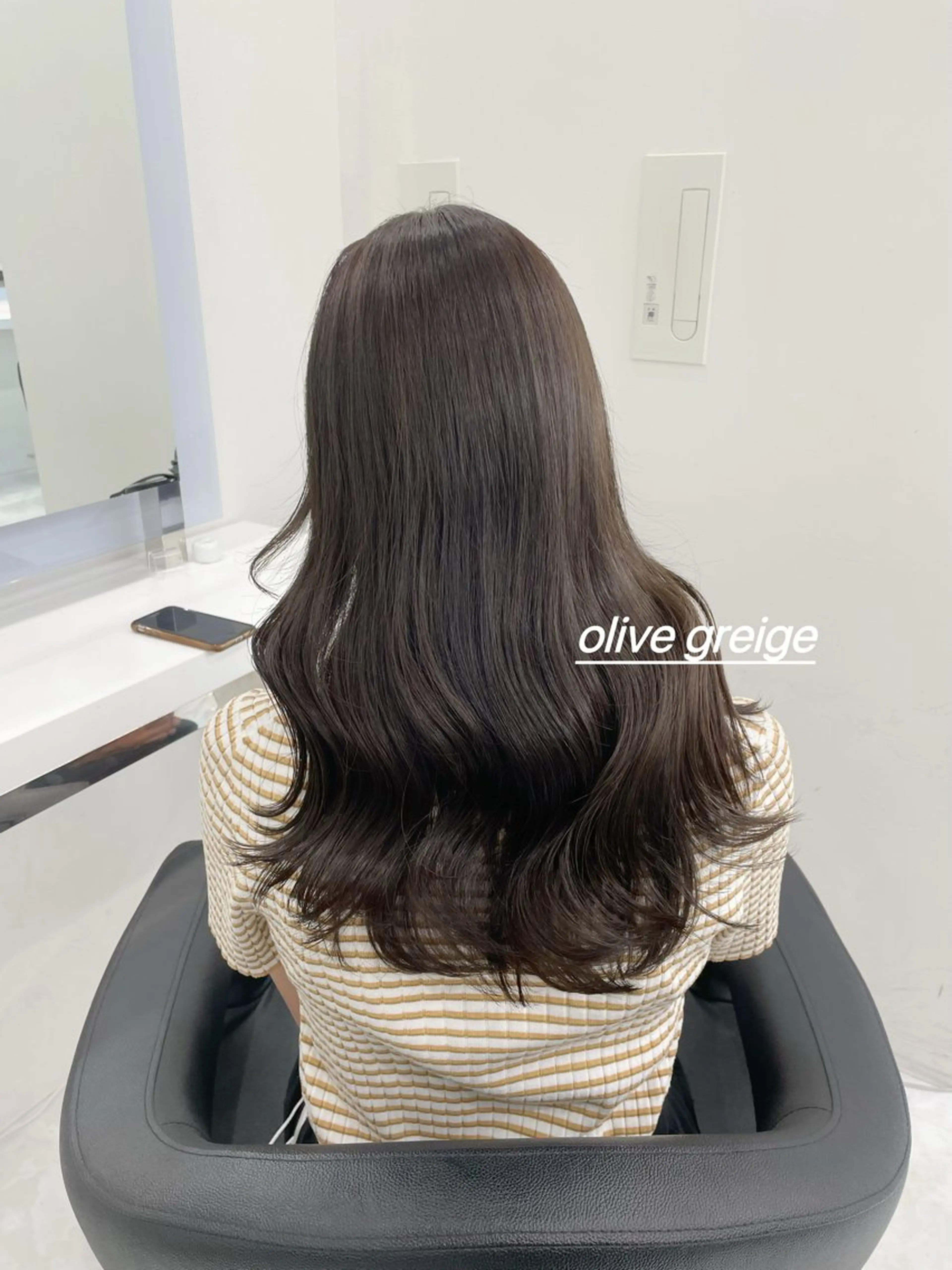 セミロング カラー ヘアアレンジ Ella所属・nana【艶髪】/ レイヤー/縮毛矯正のヘアスタイル