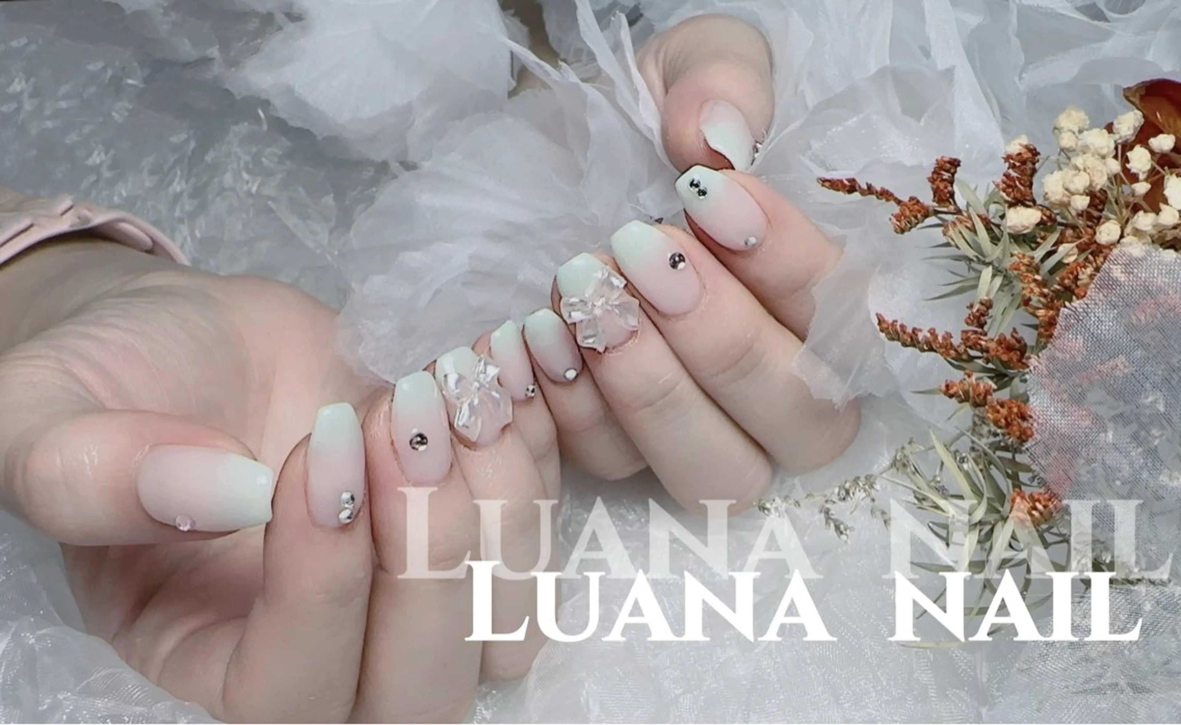 ネイル フラッシュネイル フレンチネイル ジェルネイル 韓国ネイル マグネットネイル ルアナネイルサロン所属・ルアナネイル サロンのネイルデザイン