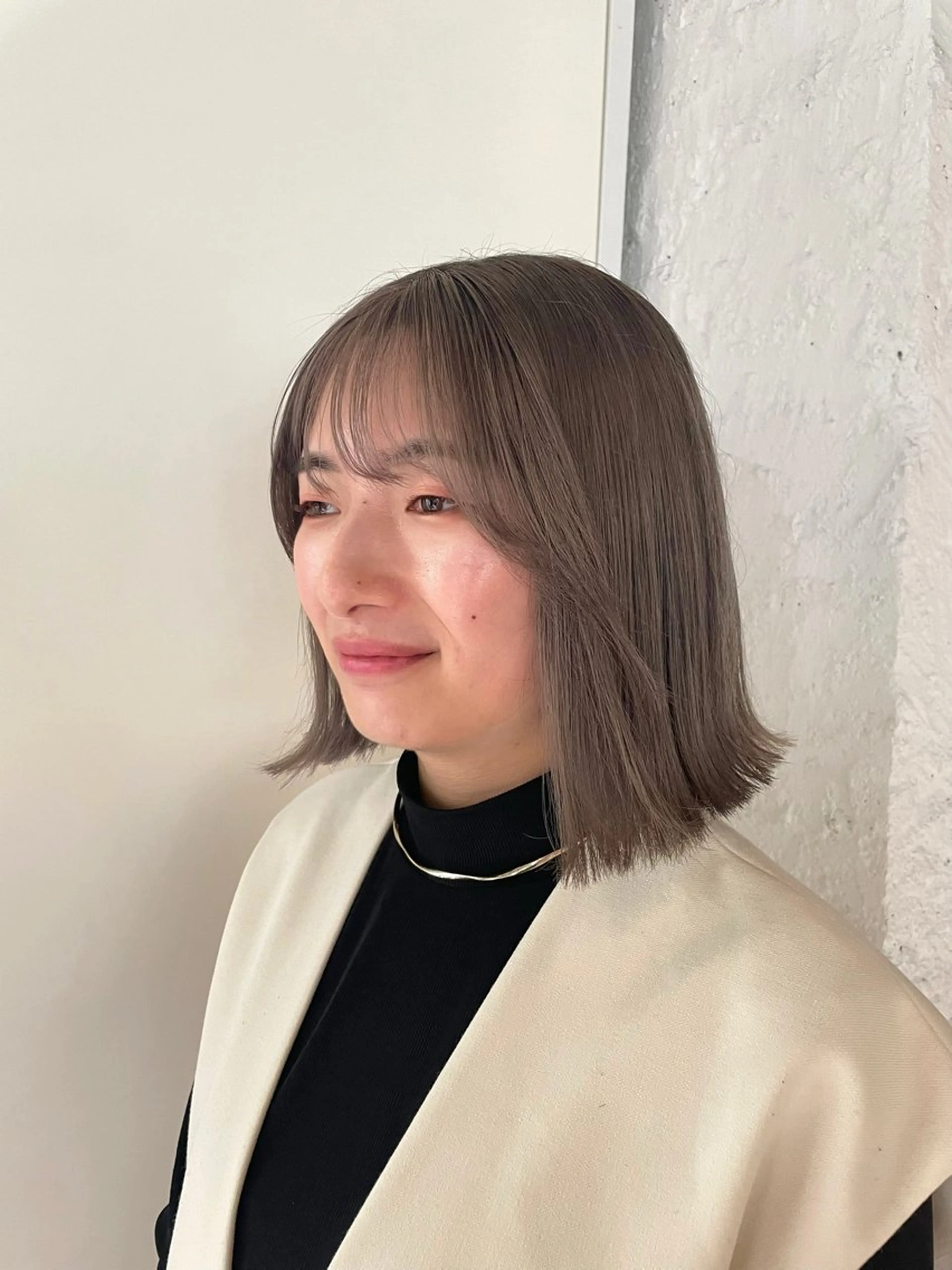 ショート カラー 透明感カラー グレージュ ユウナ🎀レイヤー/ 暖色カラーのヘアスタイル