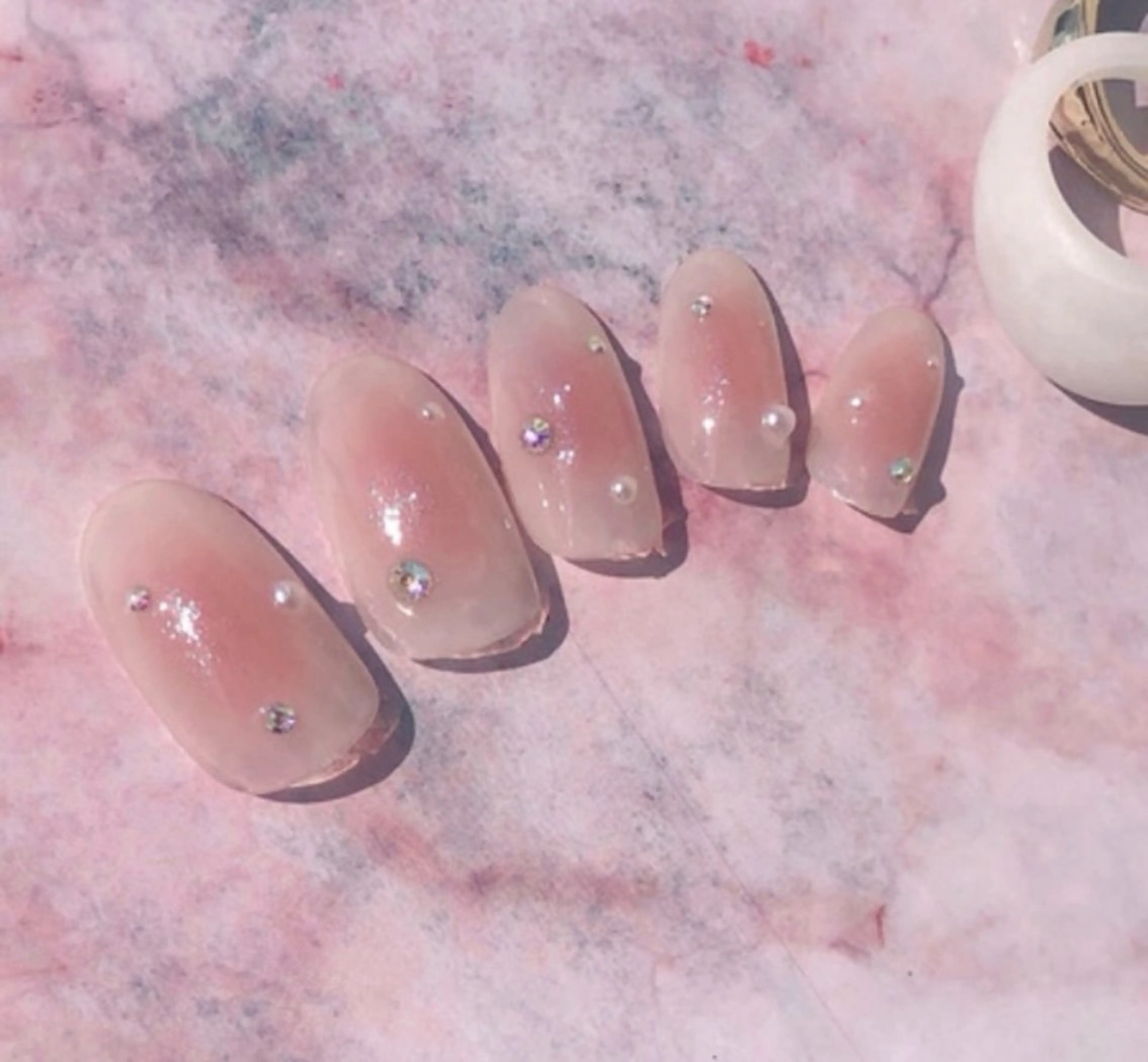 ネイル チークネイル シンプルネイル Pretty J nail salon（長さ出し専門店）所属・Pretty J （長さ出し専門店）のネイルデザイン