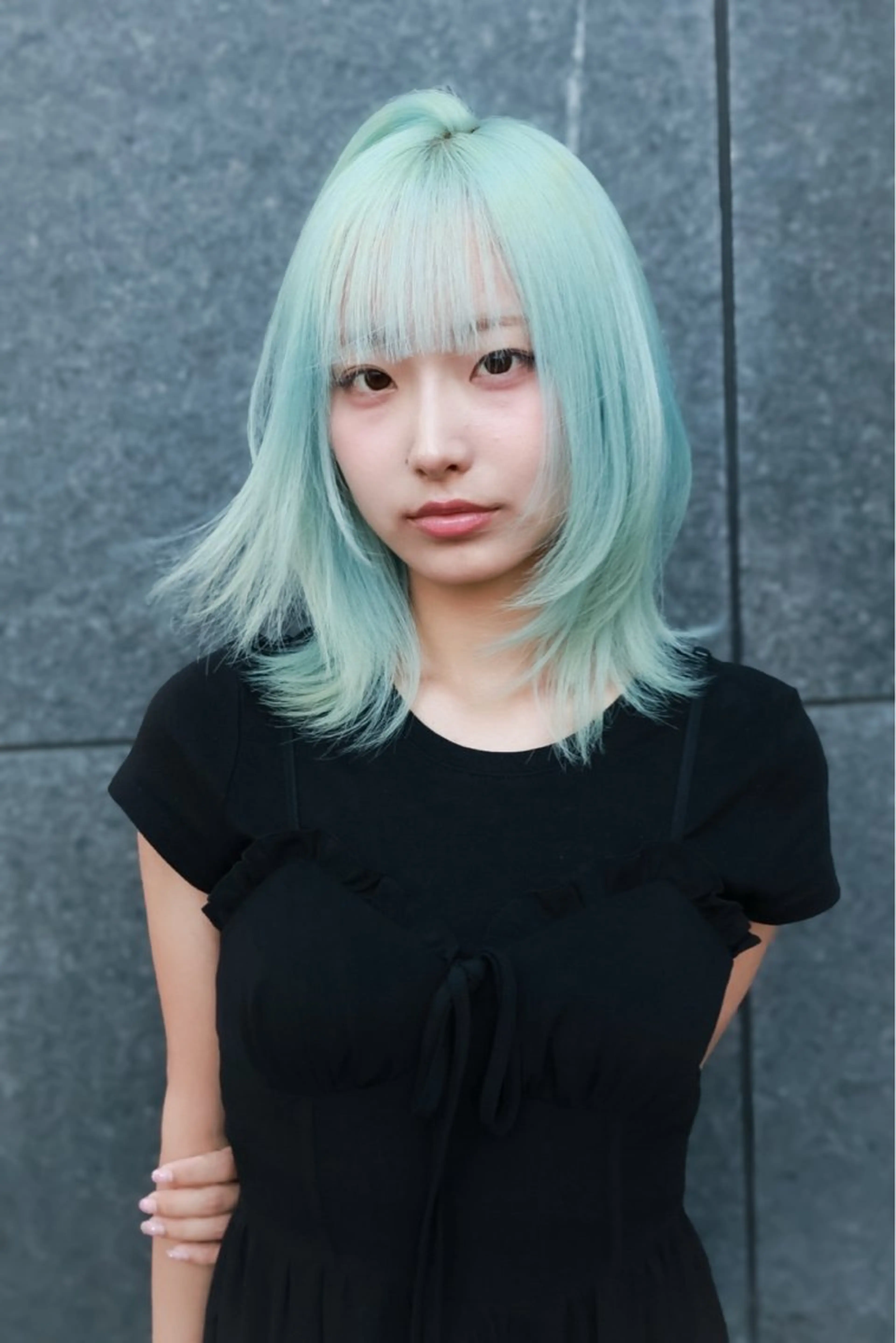 ミディアム カラー カット ヘアカラー ナチュラル・ハイトー ン🏆HINOKIのヘアスタイル