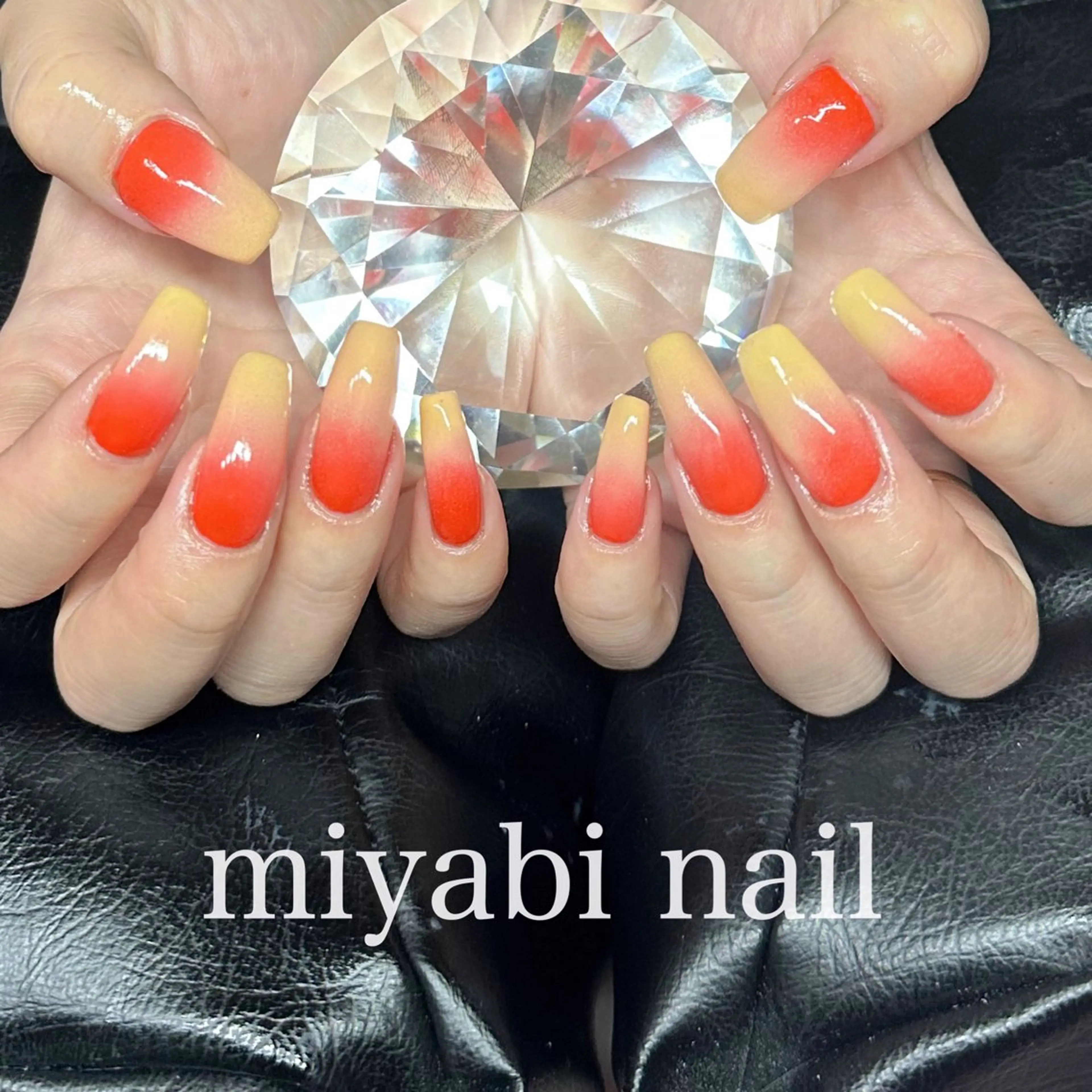 ネイル ジェルネイル グラデーション ロングネイル 持ち込み 赤色 ハンドネイル miyabi nail 桂川駅近くのネイルデザイン