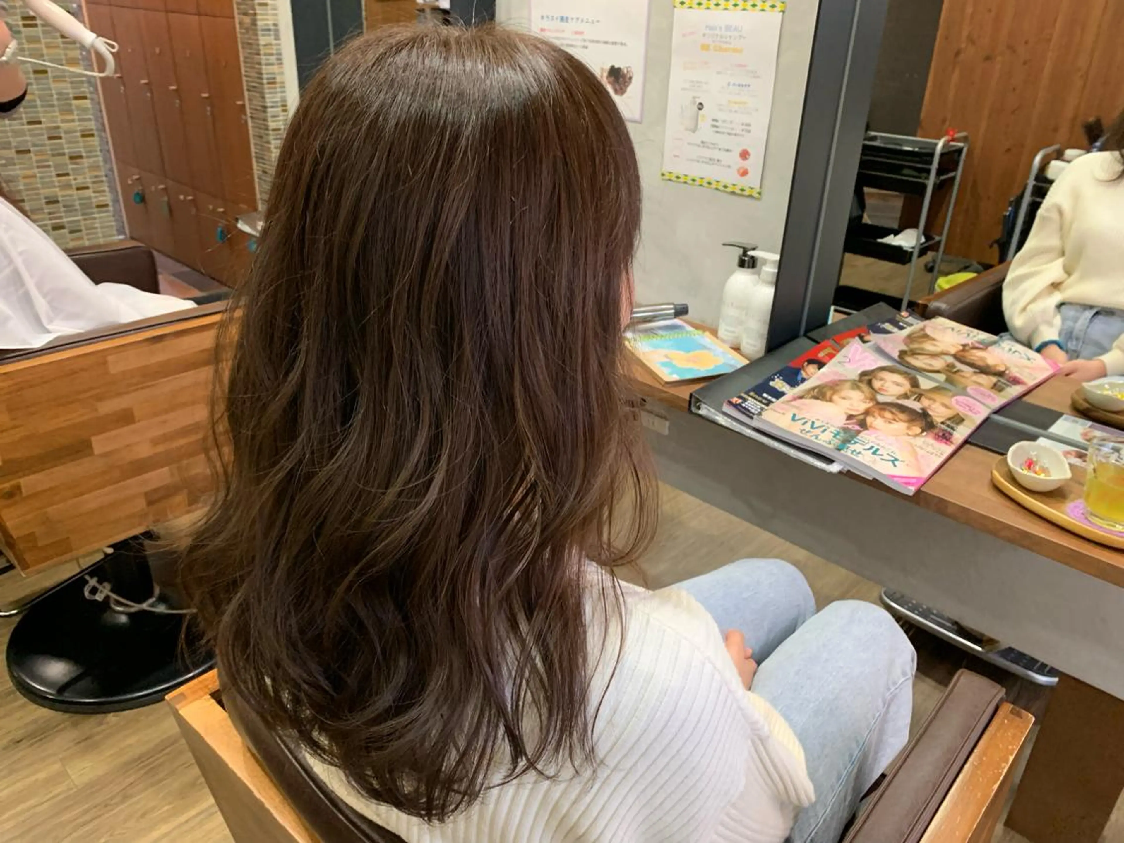 セミロング カラー アッシュ ベージュカラー 骨格似合わせカット✨ 林 まどかのヘアスタイル