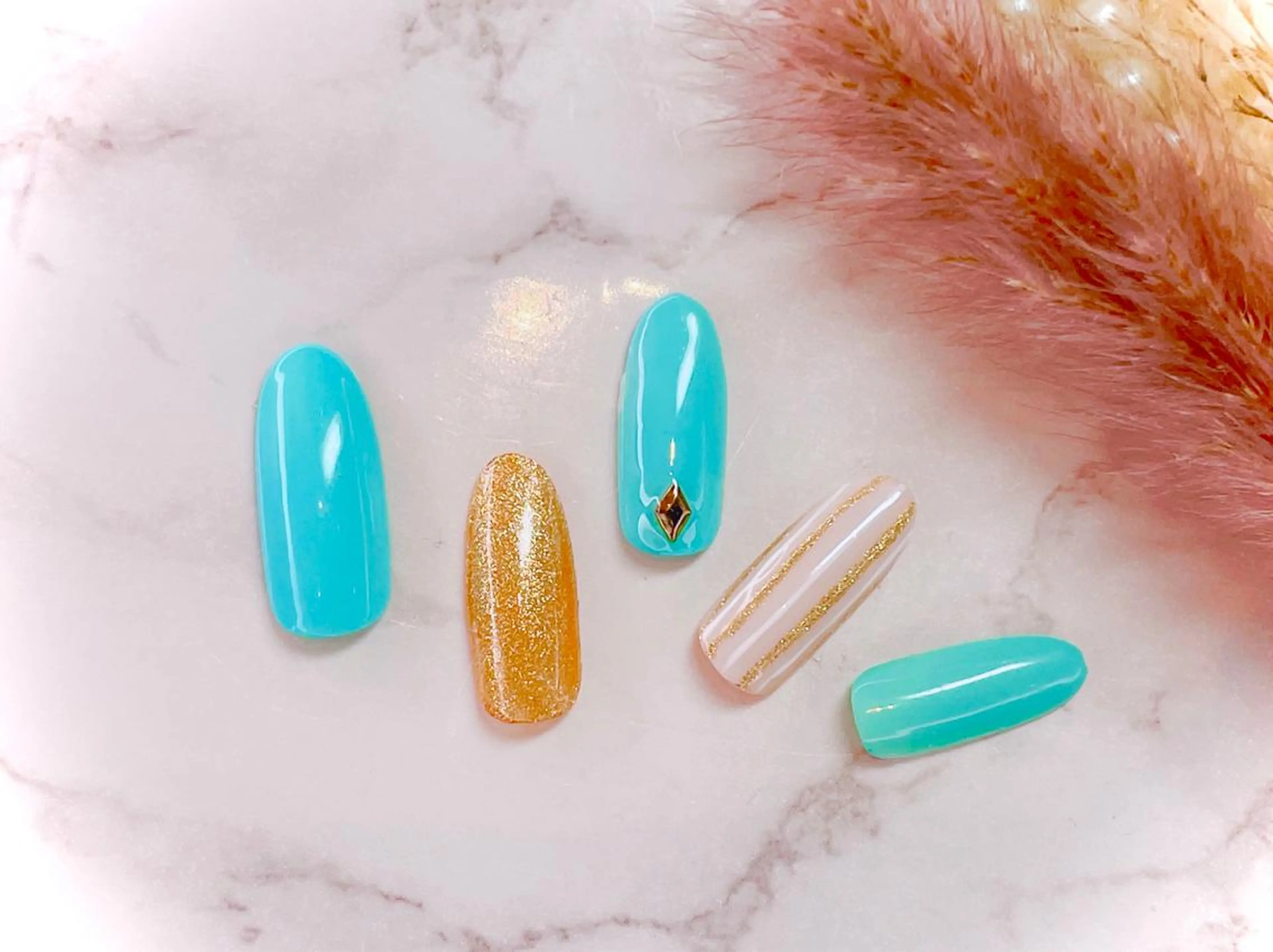 ネイル SINCERELY シンシアリー🌈のネイルデザイン