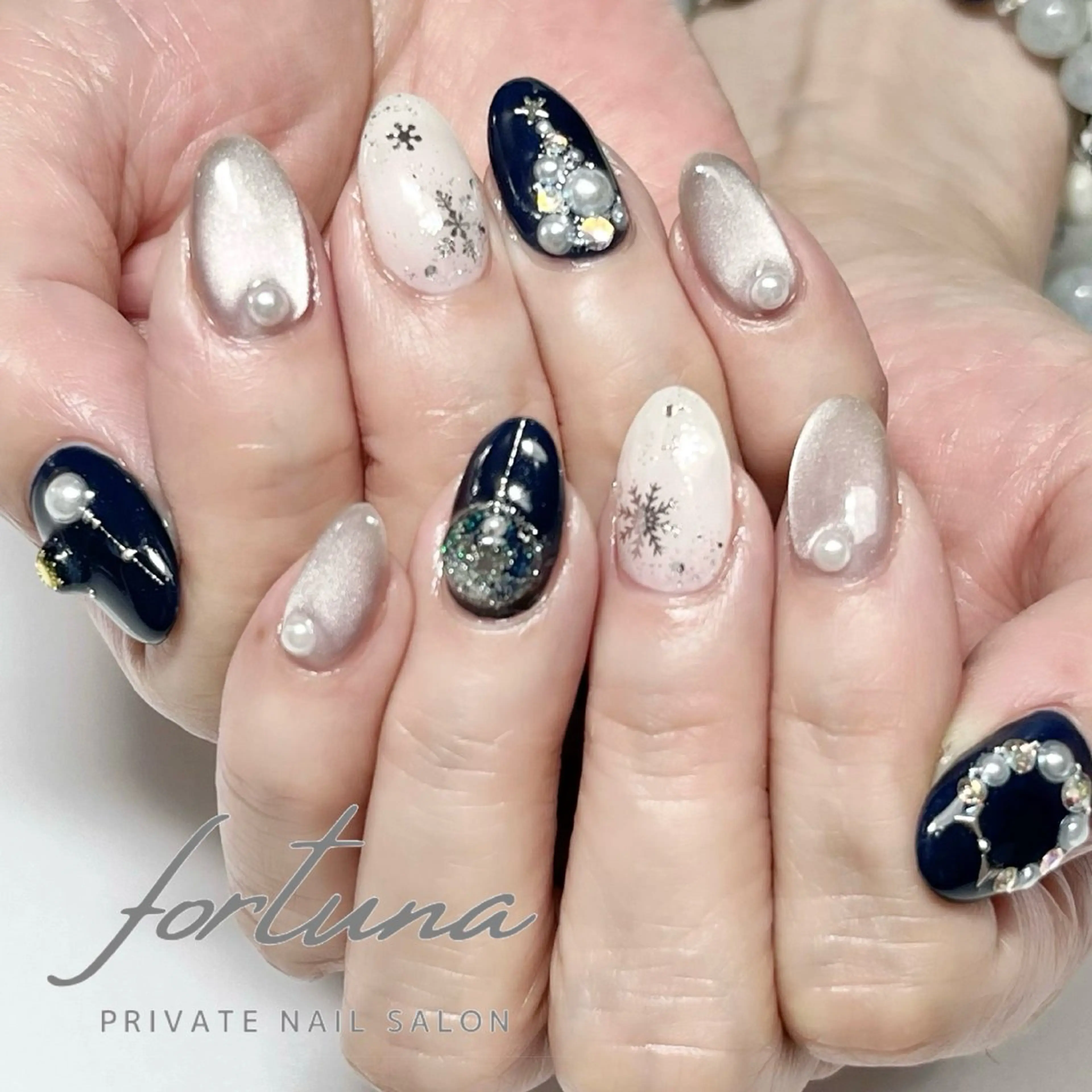 ネイル ジェルネイル パラジェル 冬ネイル クリスマス ハンドネイル fortuna 武藤裕美のネイルデザイン
