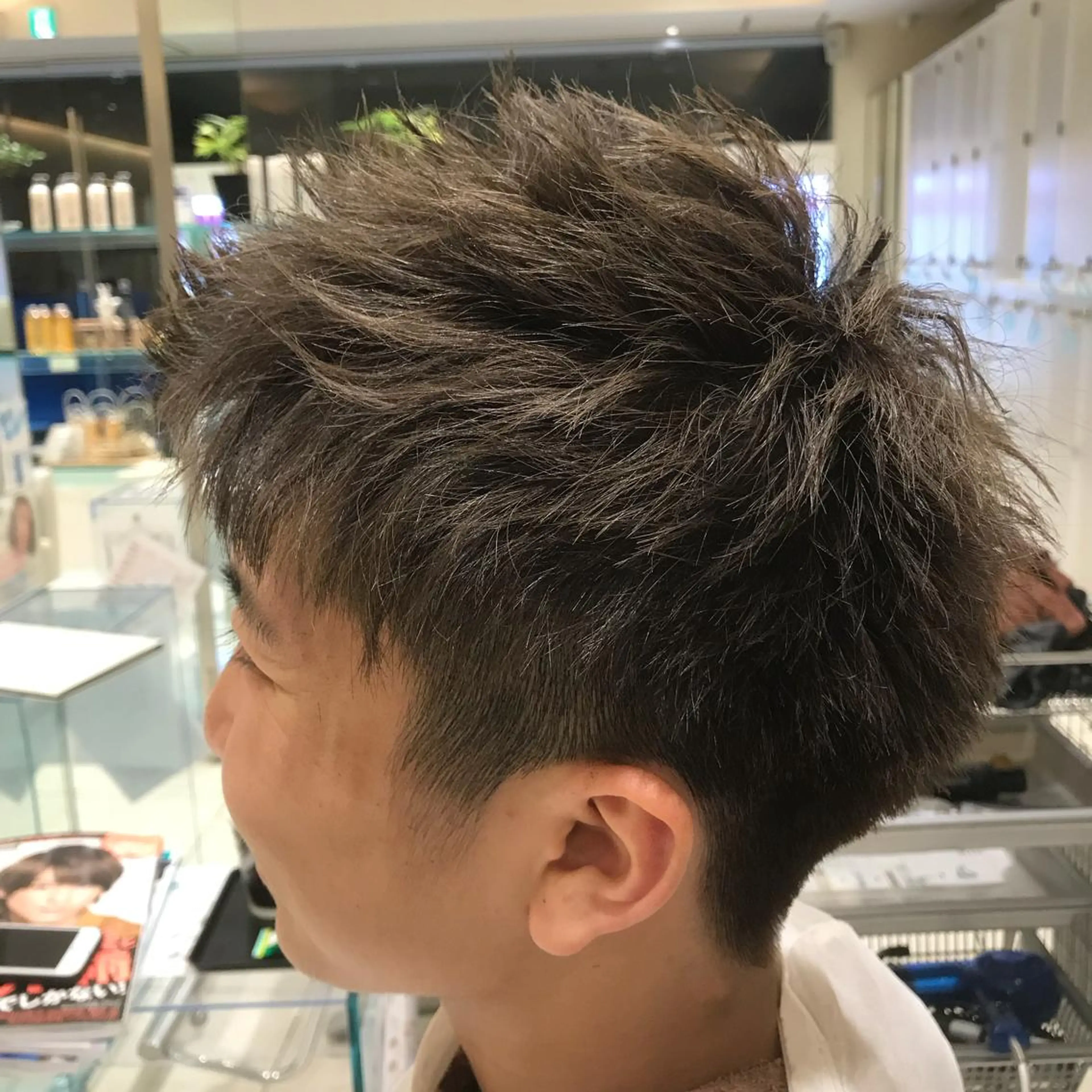 ショート カラー パーマ ヘアアレンジ メンズ キッズ ネイル マツエク・マツパ メンズブリーチ モヒカン ブリーチ カット ヘアカラー トリートメント MODEK's西宮店 マネージャー神道有基のヘアスタイル