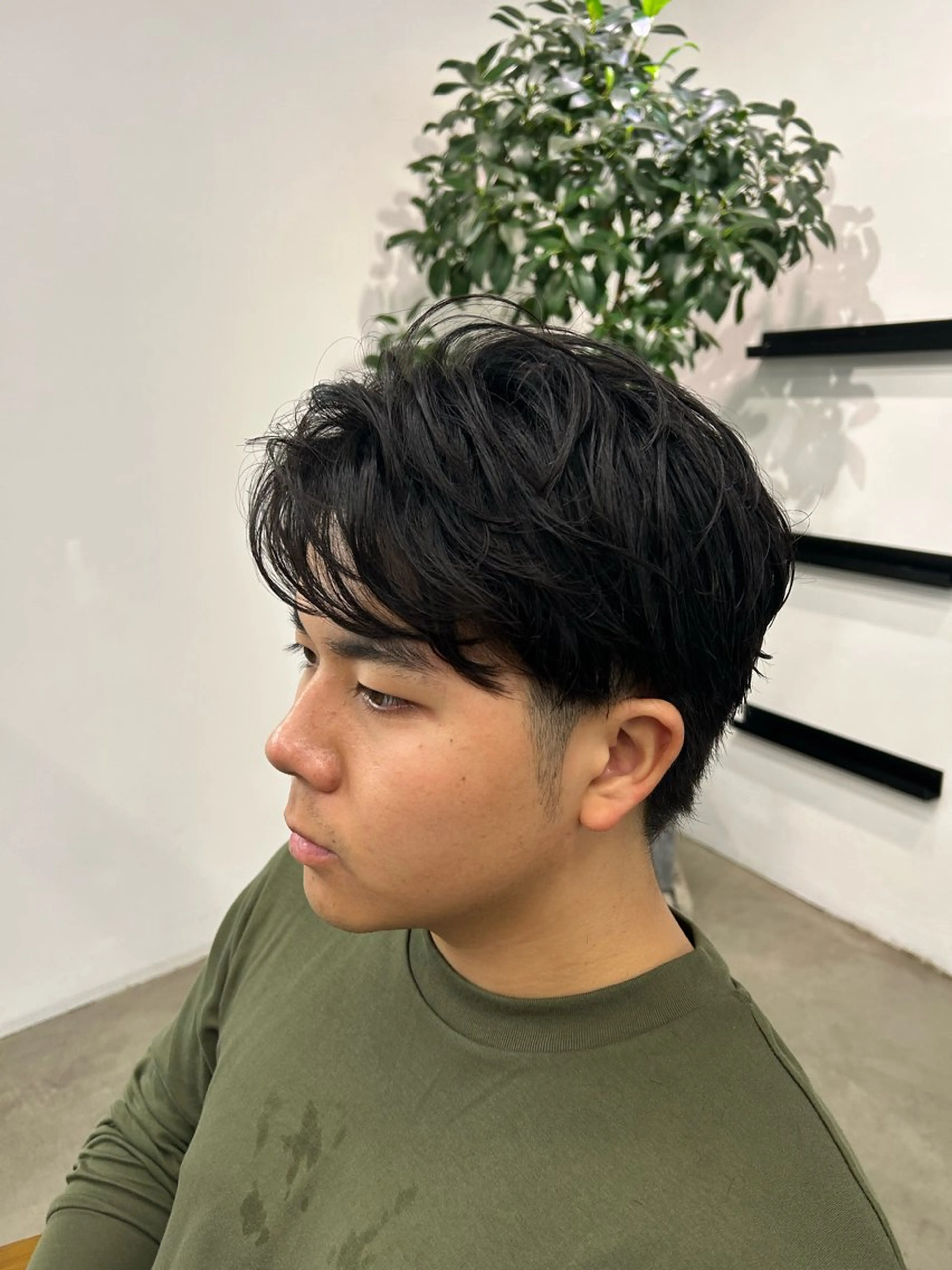 パーマ メンズ やりすぎないパーマ ニュアンスパーマのヘアスタイル