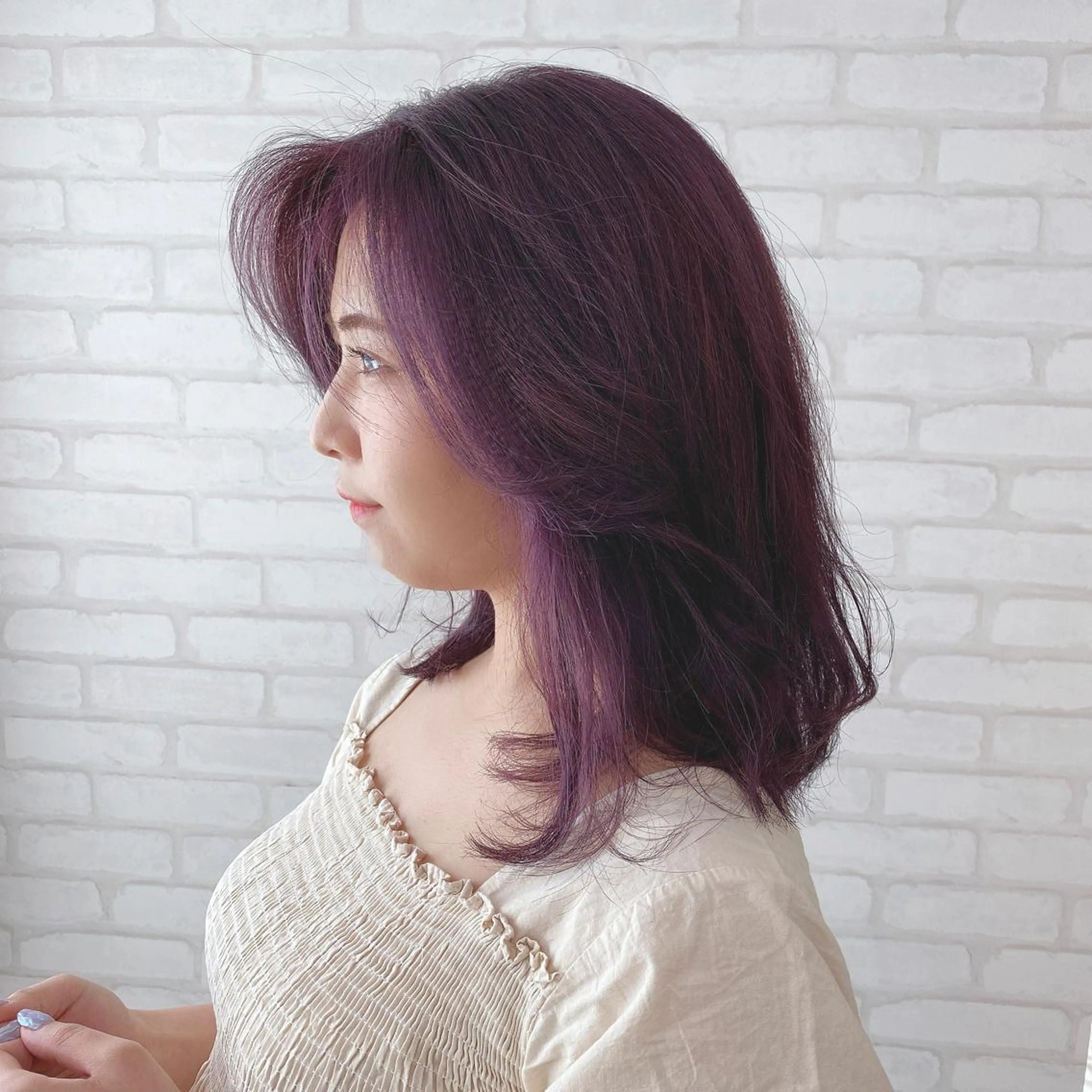 ミディアム カラー abilita AZUSAのヘアスタイル
