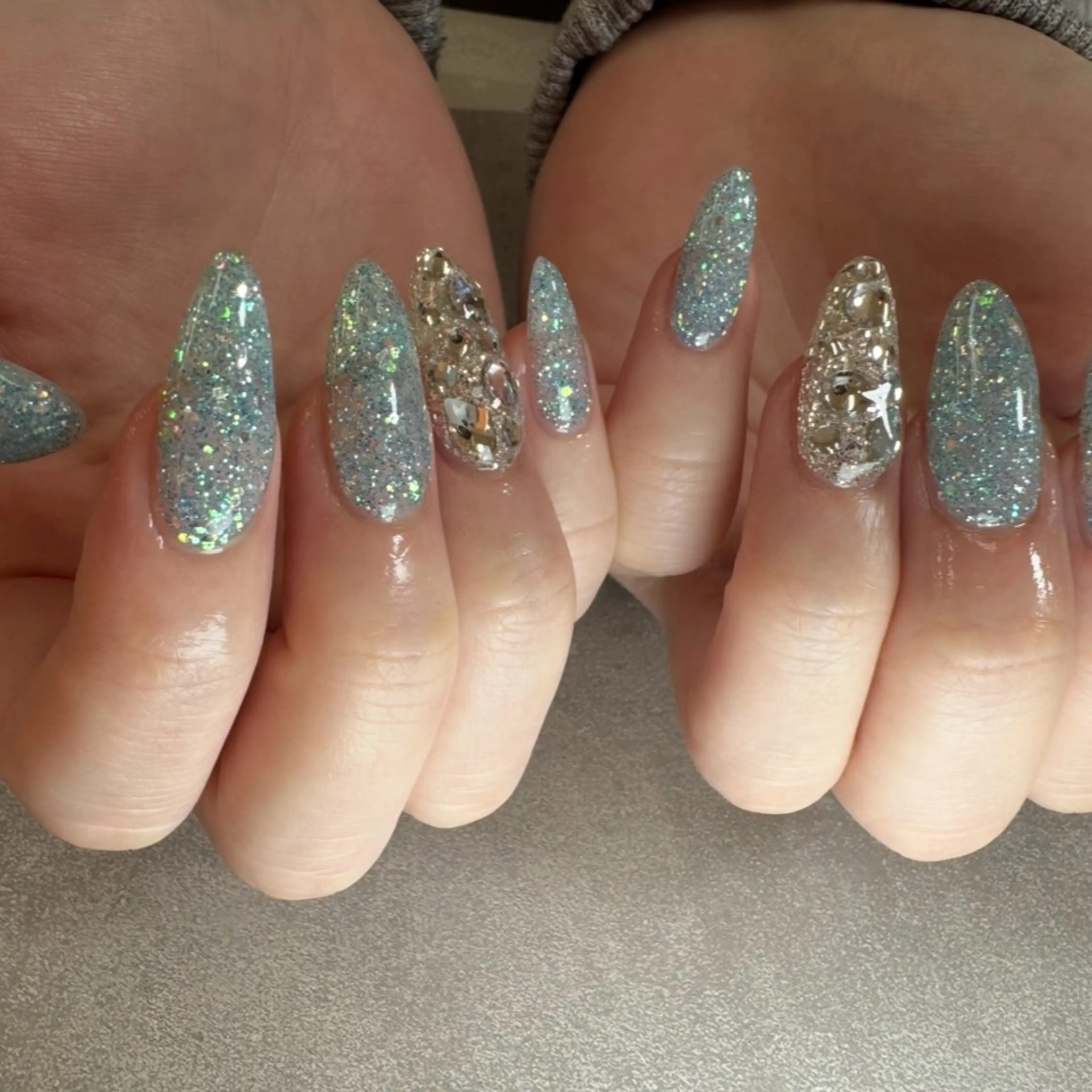 セミロング nailsalon  YOU.所属・唐渡 優香のネイルデザイン