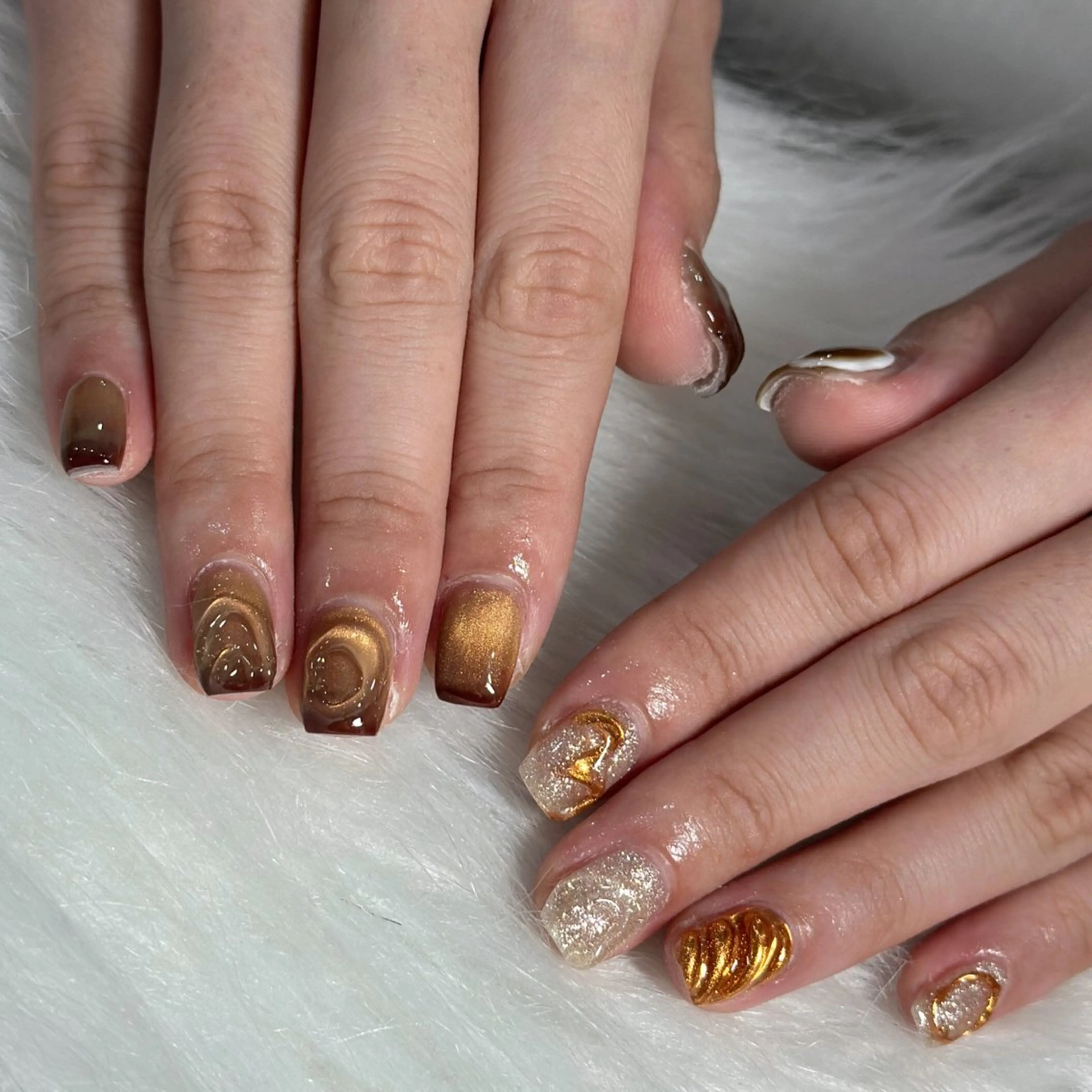 ネイル ハンドネイル LAVISH nanamiのネイルデザイン